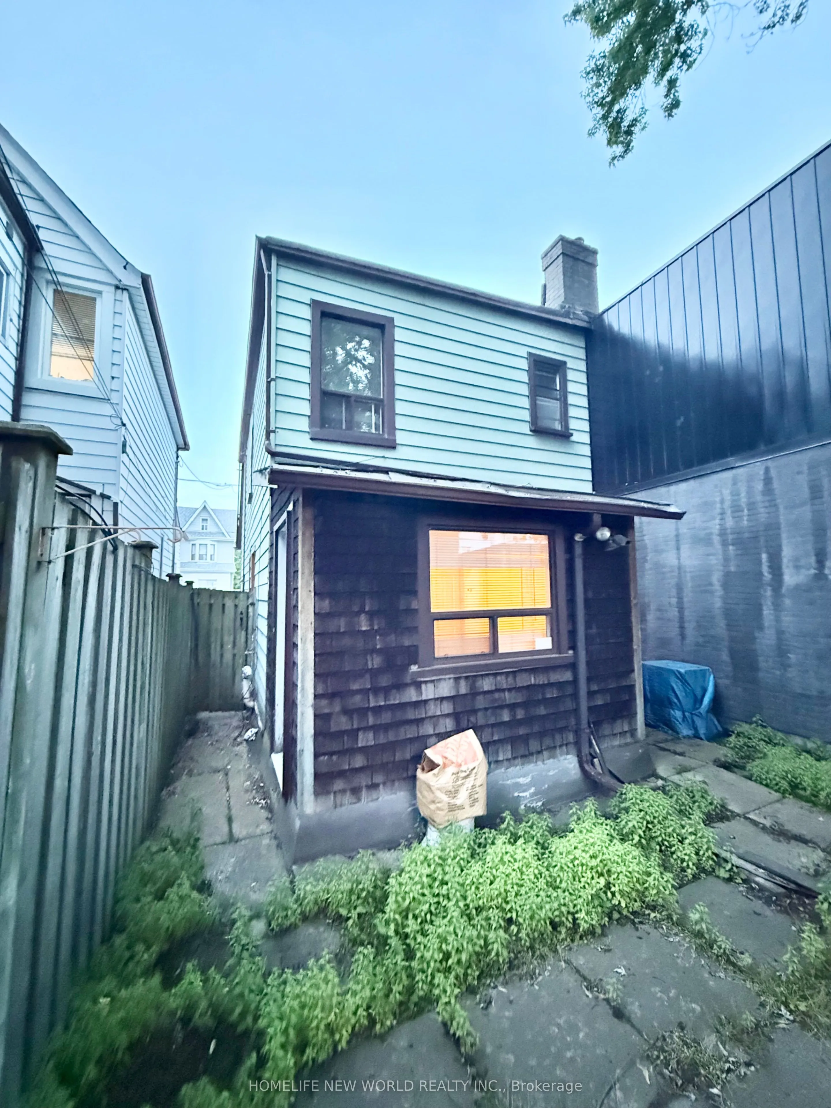 288 Jones Avenue