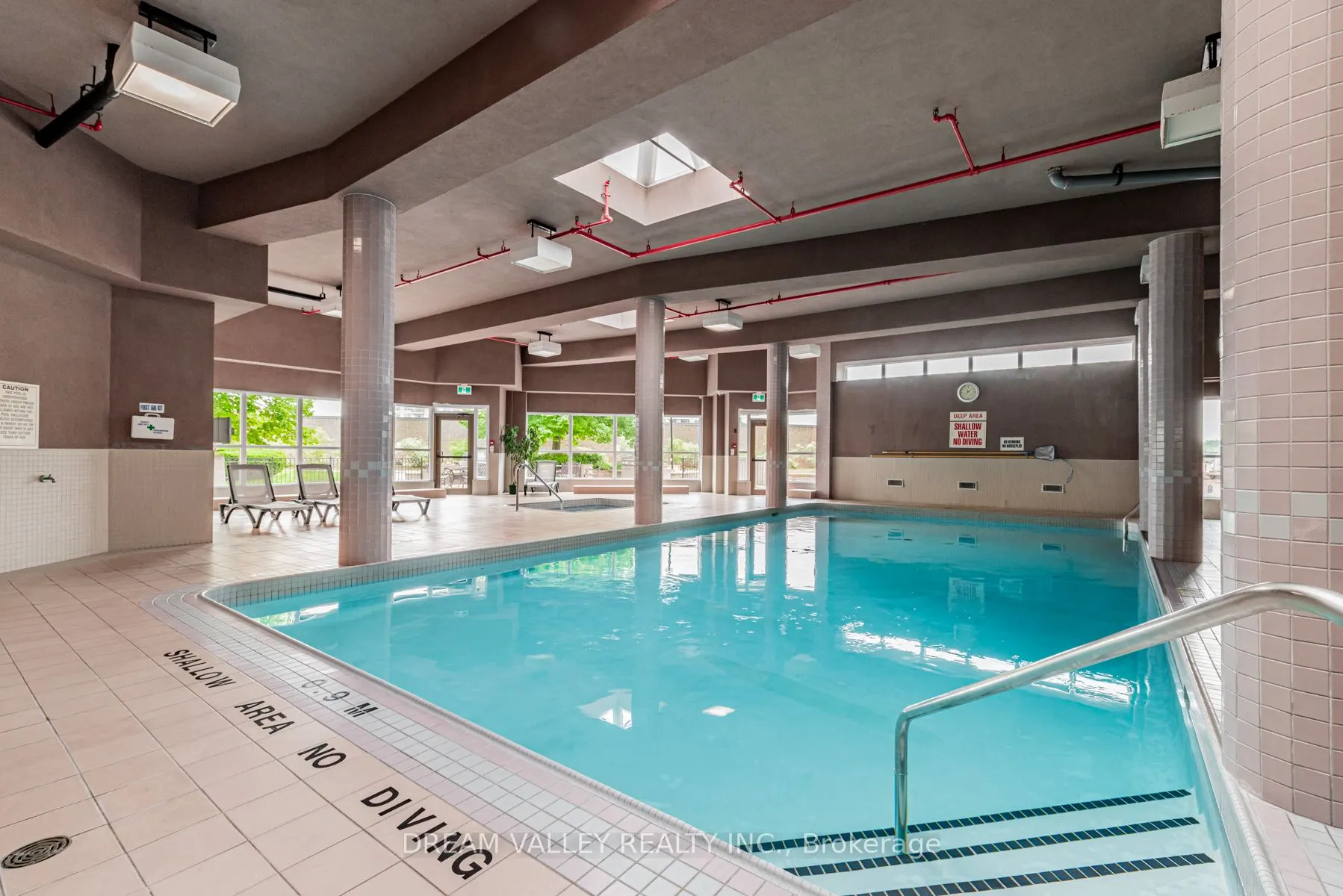 3233 Eglinton Avenue E, #1107