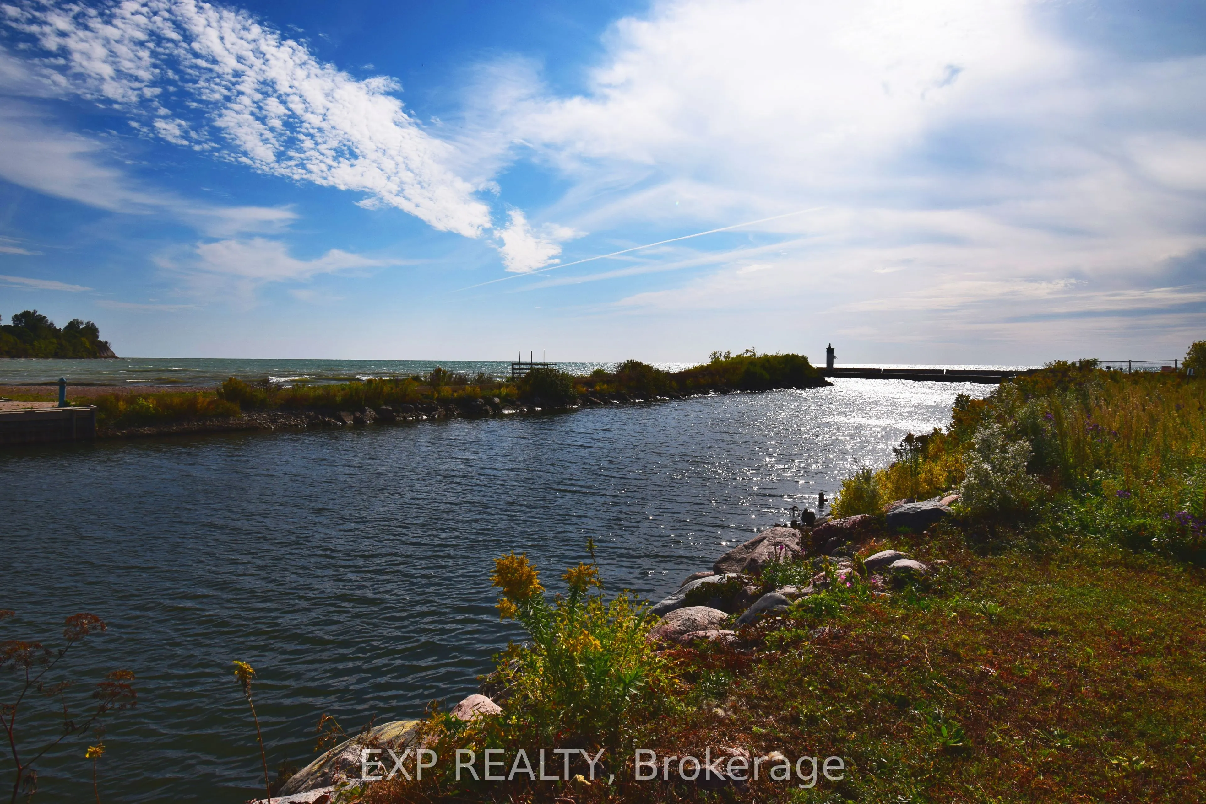 50 Lakebreeze Drive, #225