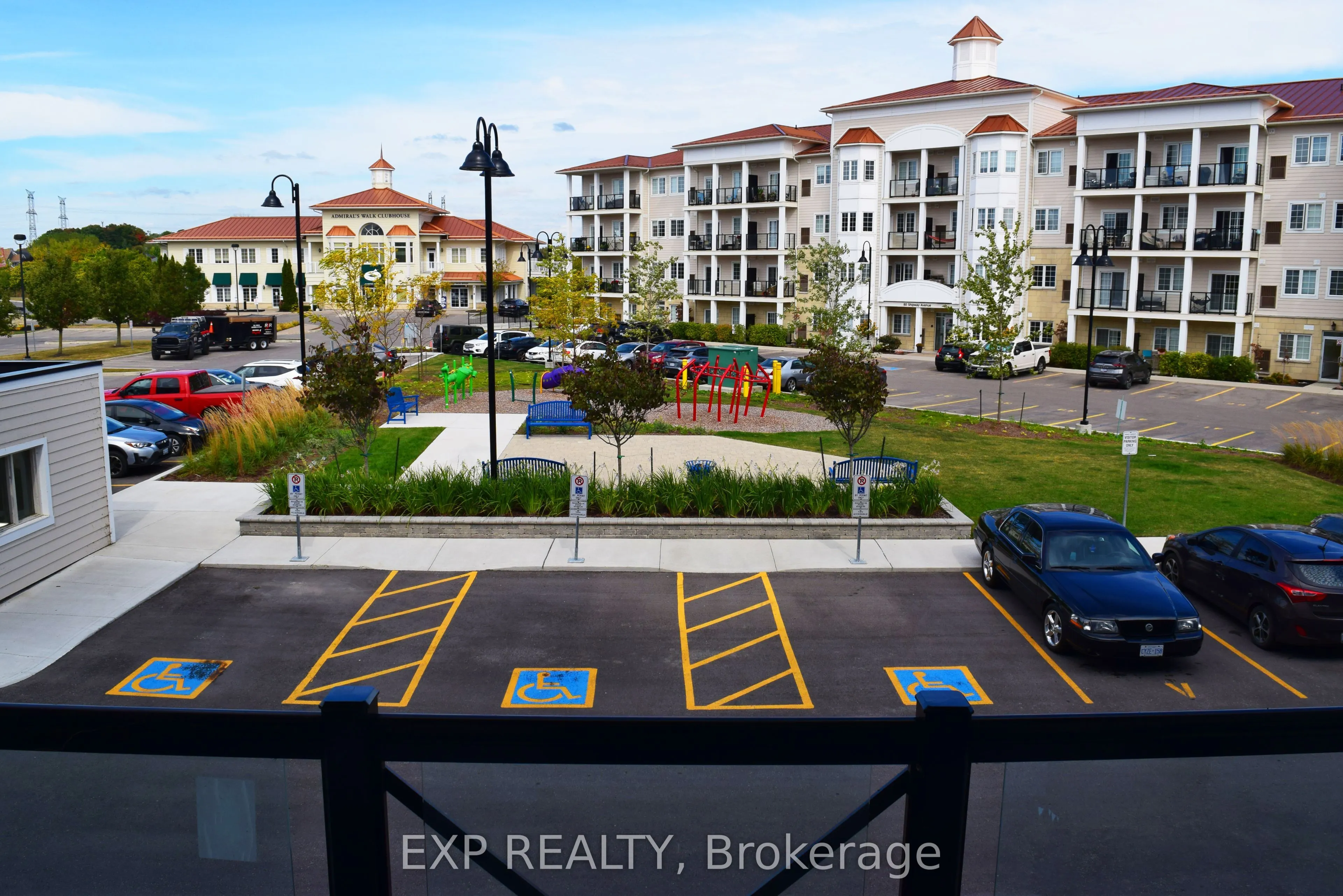 50 Lakebreeze Drive, #225