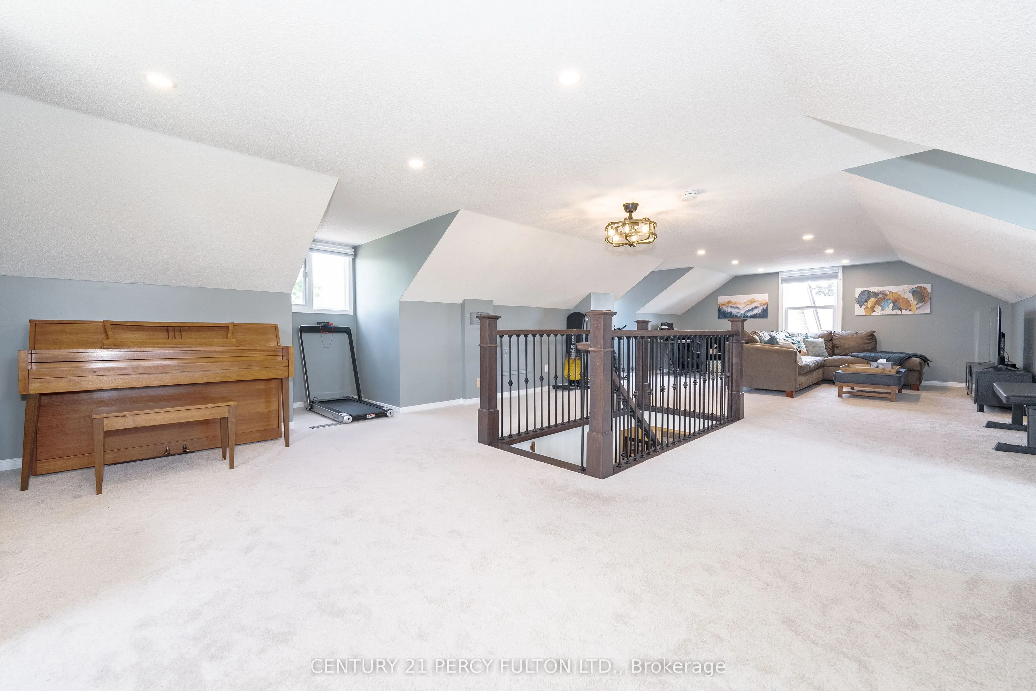 1032 Rambleberry Avenue
