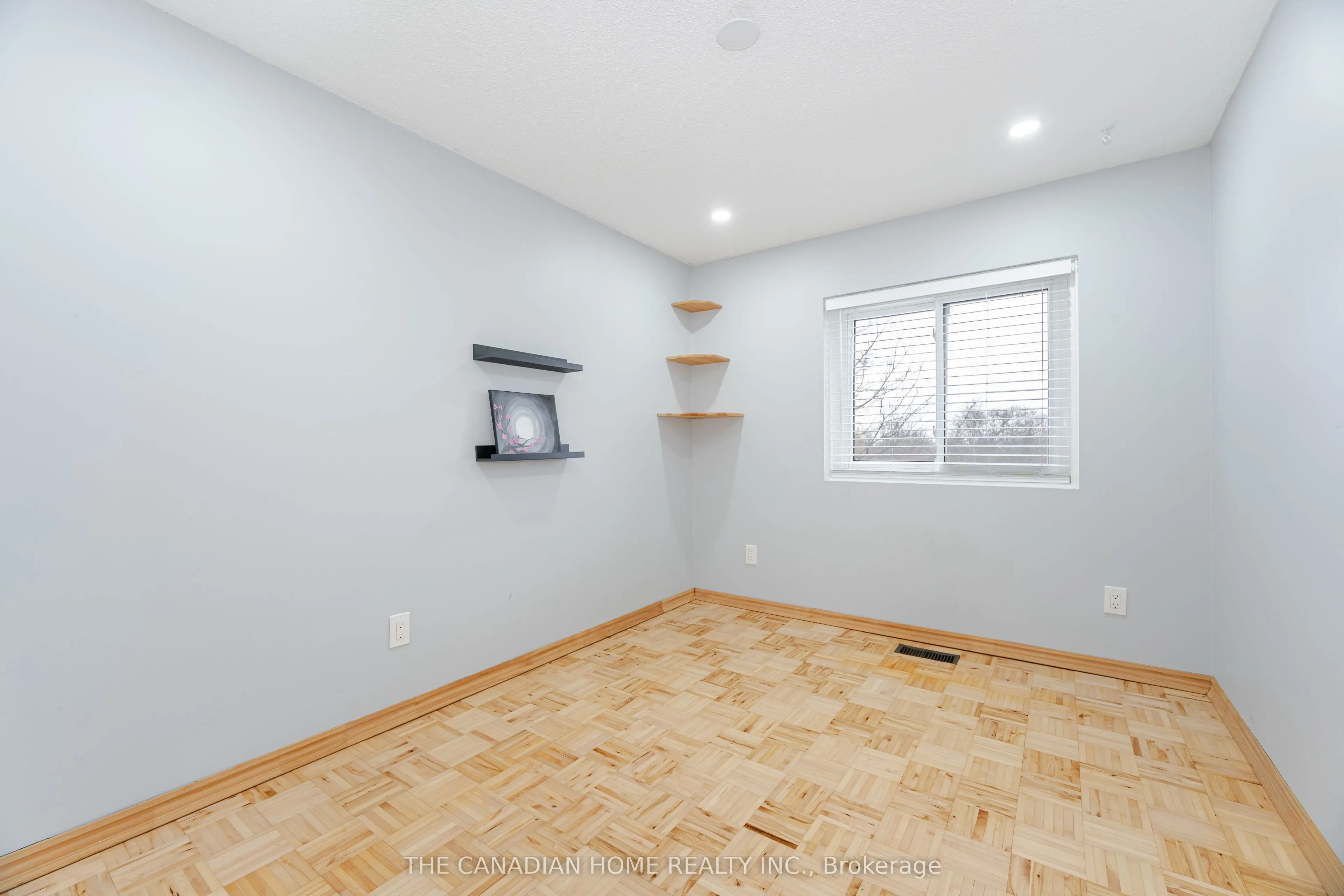 4662 Kingston Road, #98