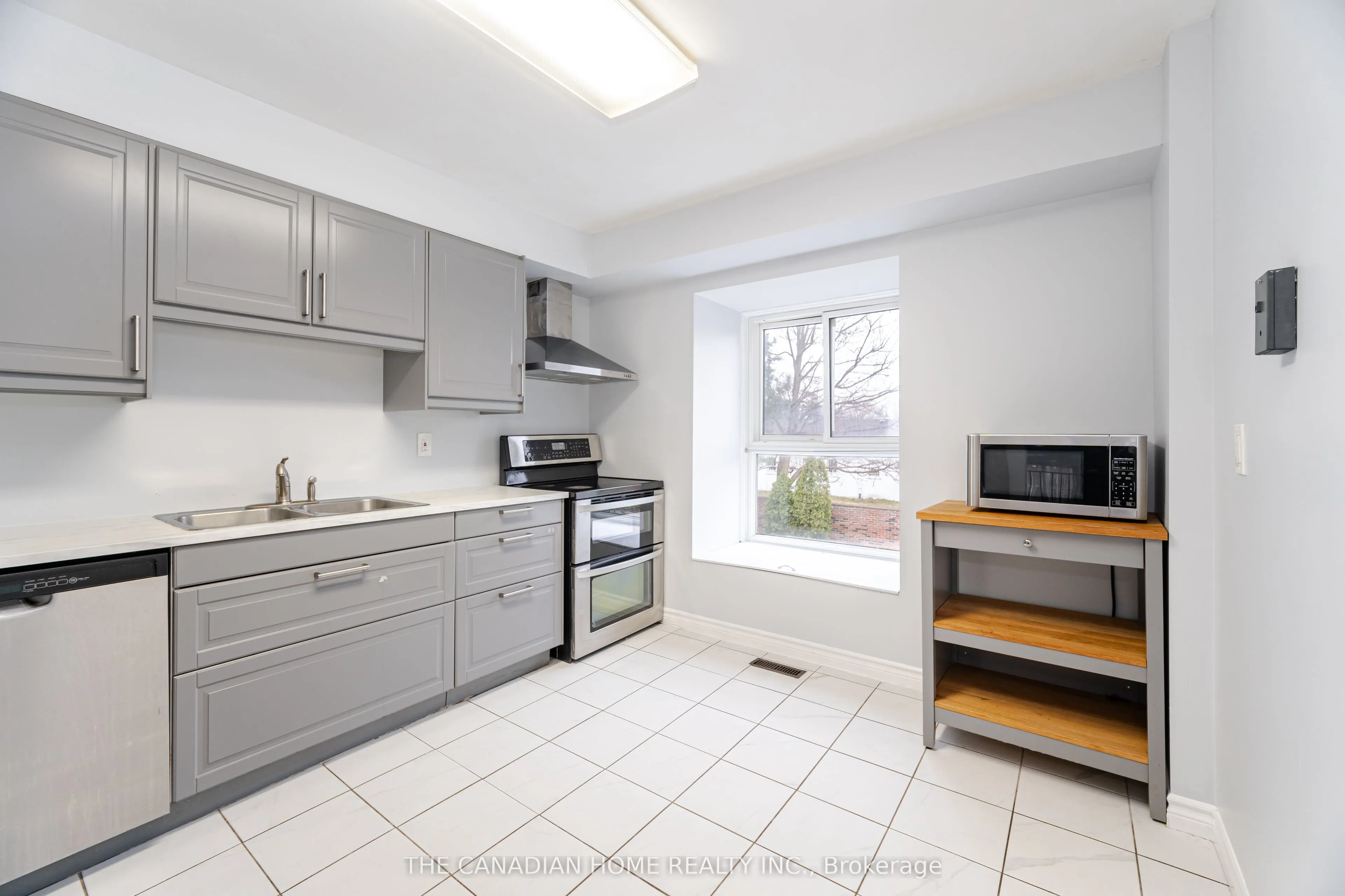 4662 Kingston Road, #98