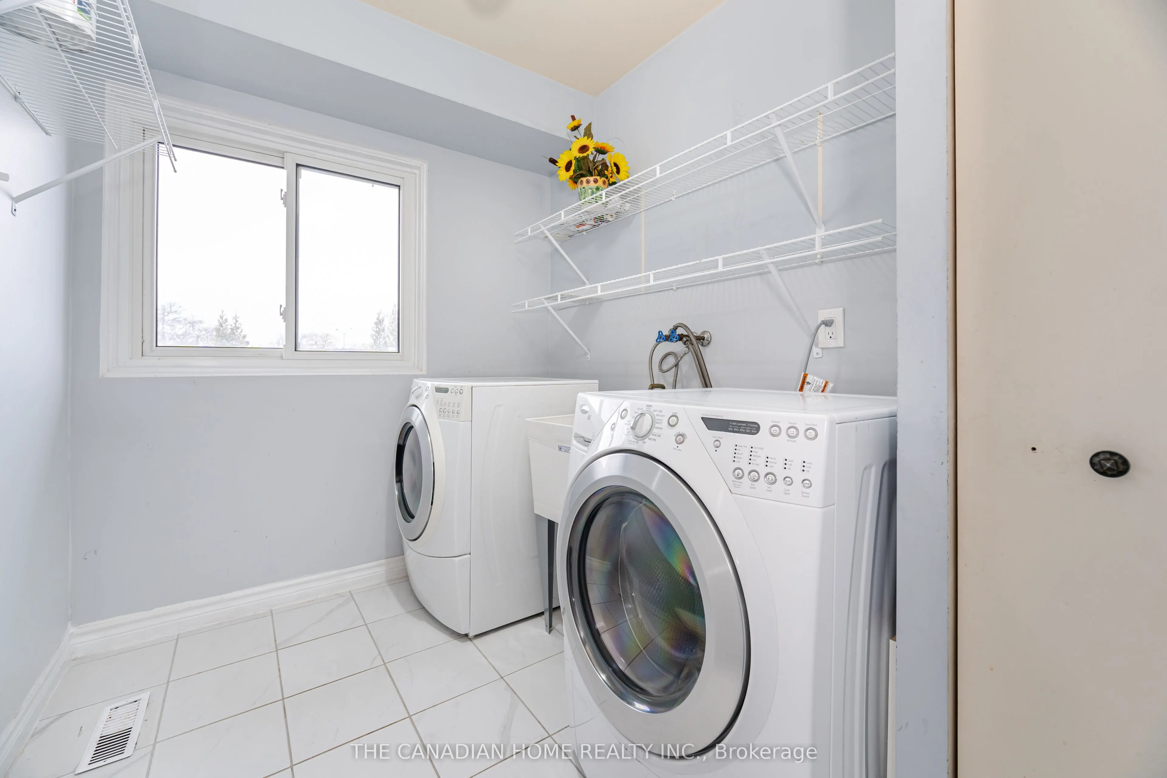 4662 Kingston Road, #98