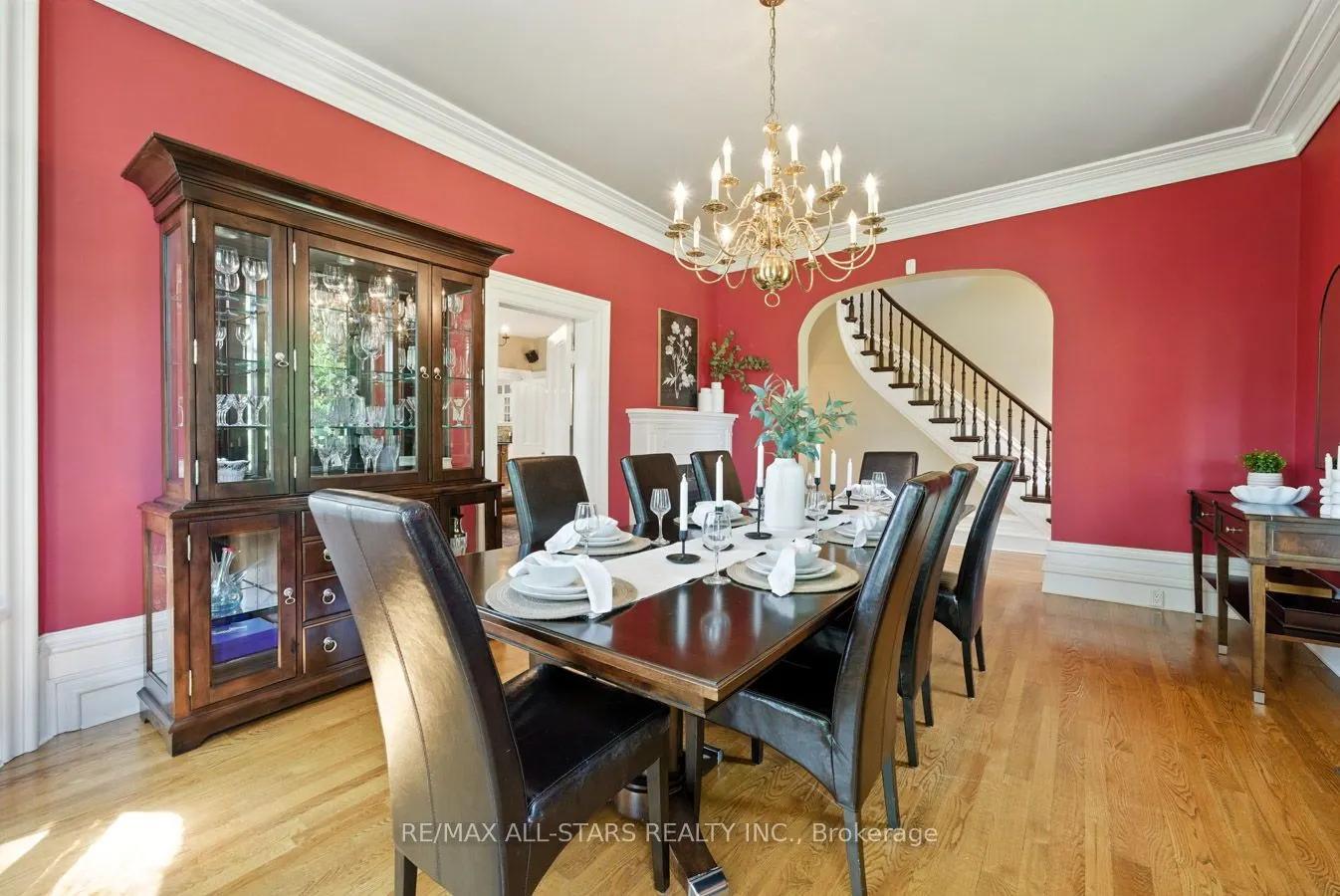 258 Cochrane Street