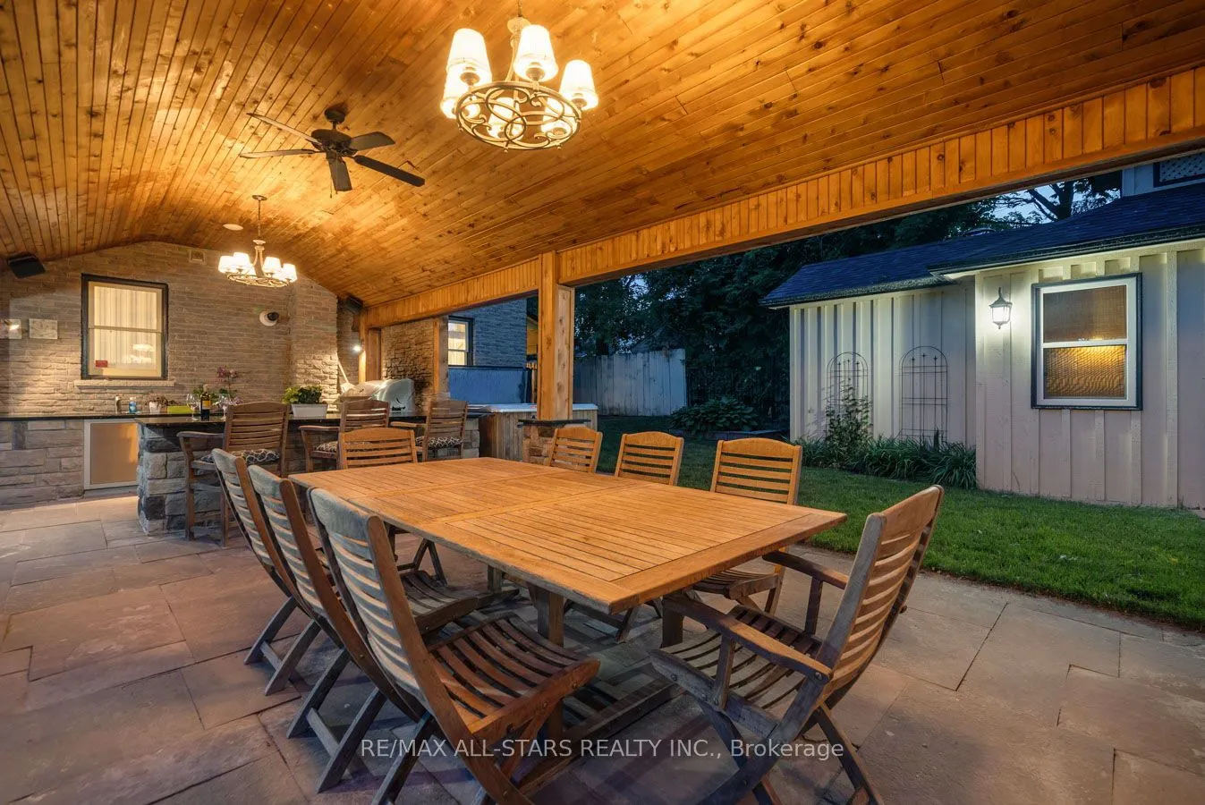 258 Cochrane Street