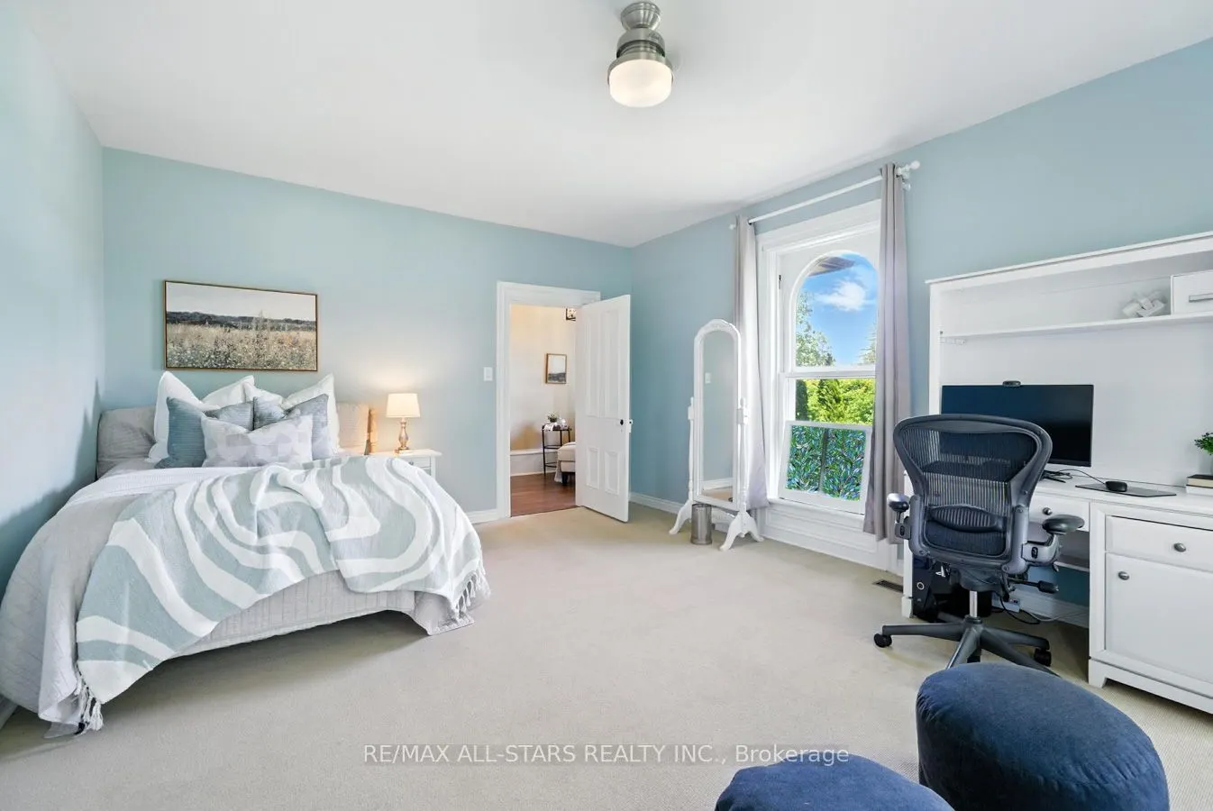 258 Cochrane Street