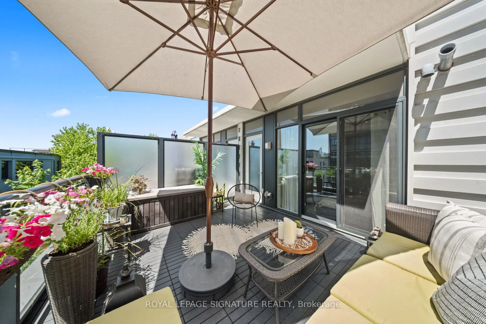 1190 Dundas Street E, #331