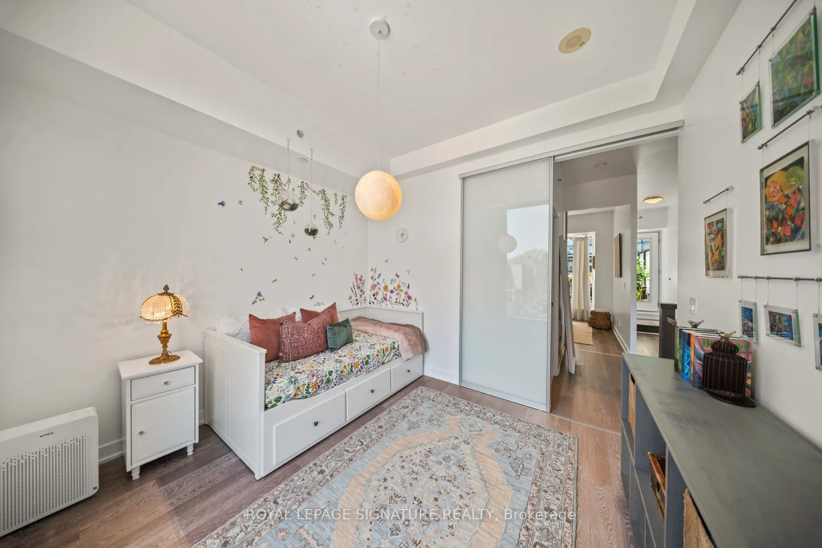 1190 Dundas Street E, #331