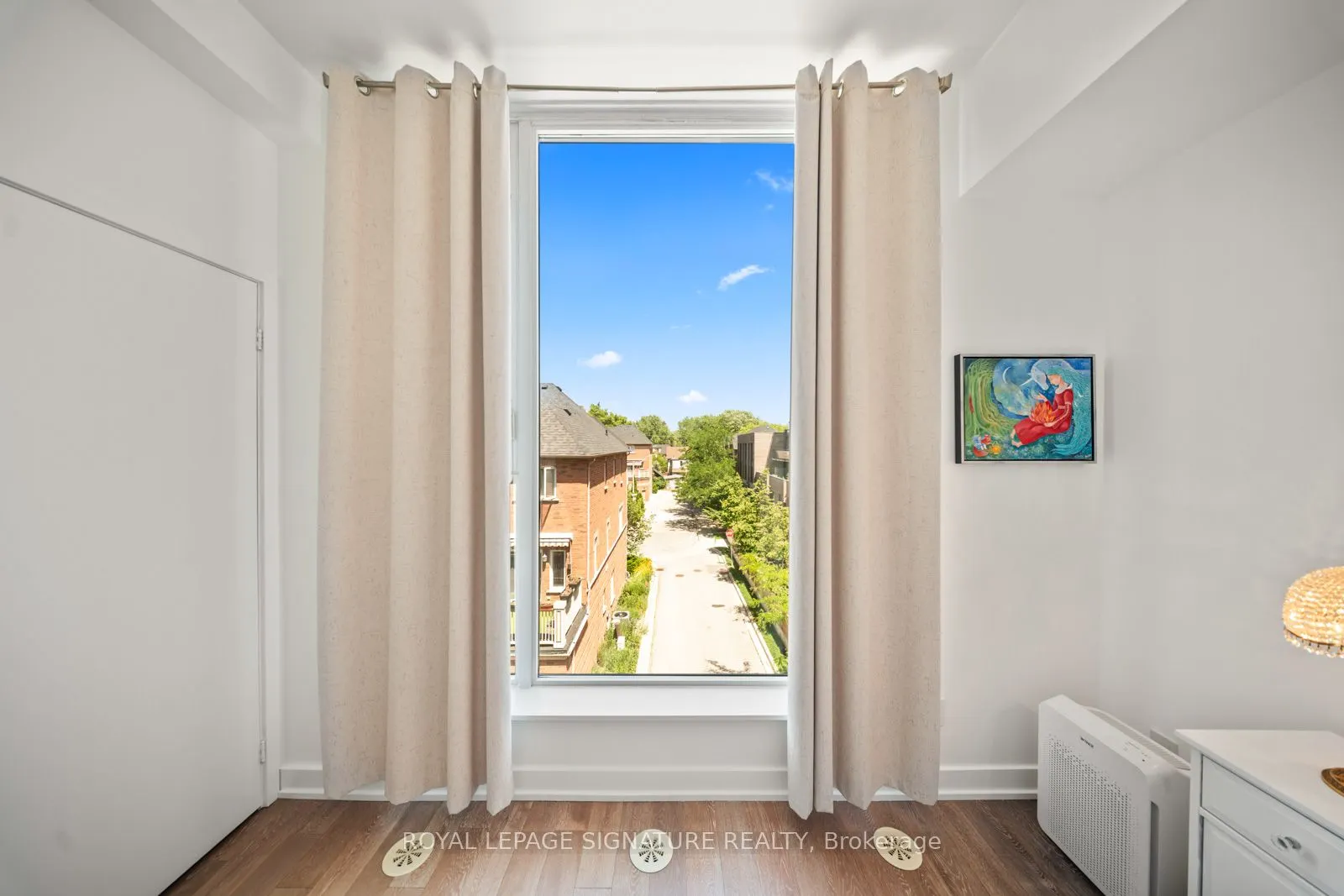 1190 Dundas Street E, #331