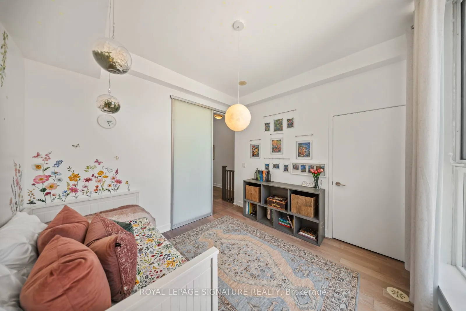 1190 Dundas Street E, #331