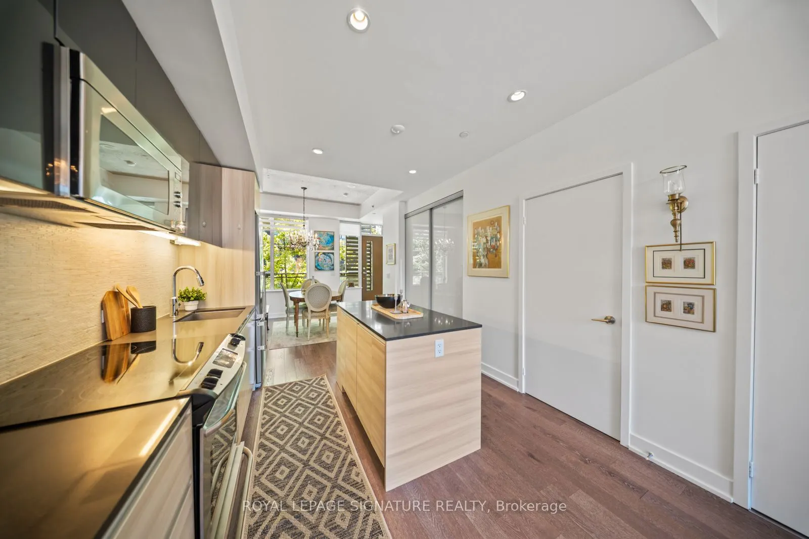 1190 Dundas Street E, #331