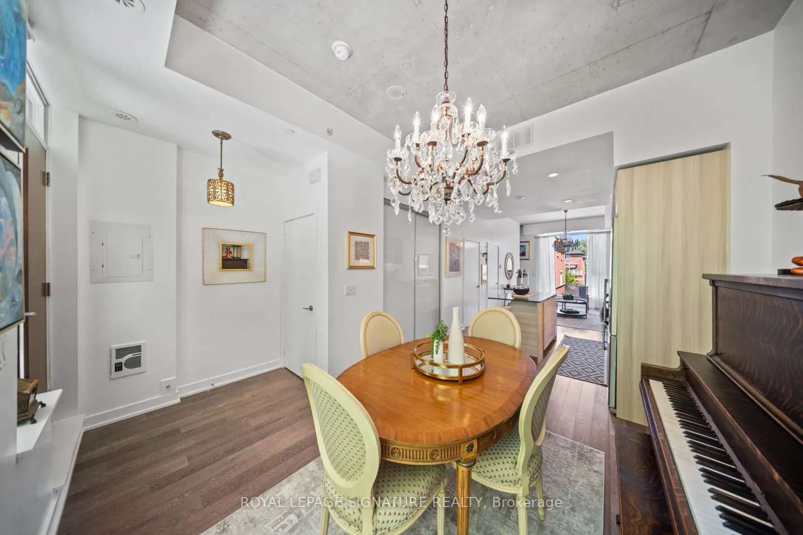 1190 Dundas Street E, #331