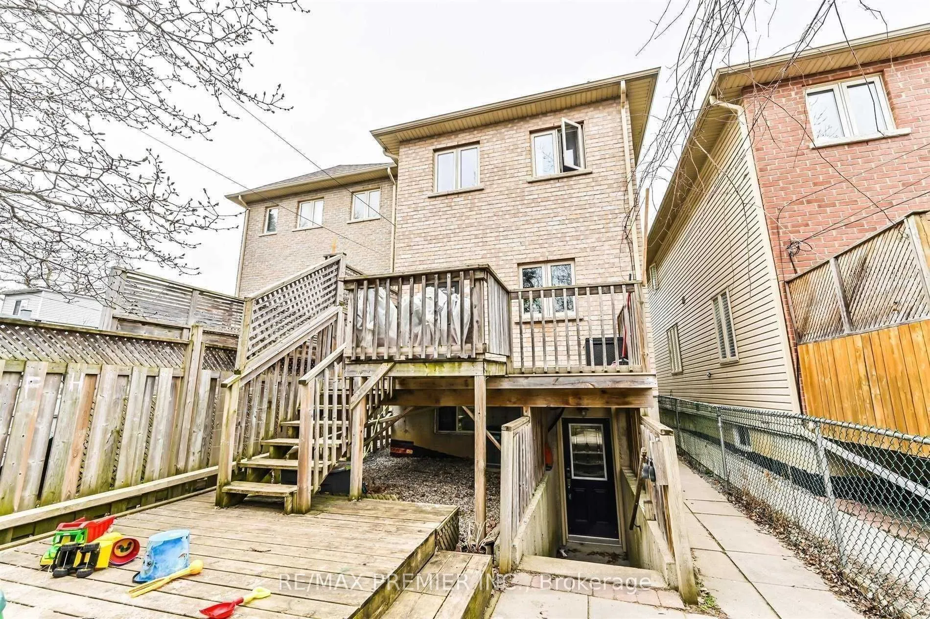 1967 Dundas Street E, #Lower