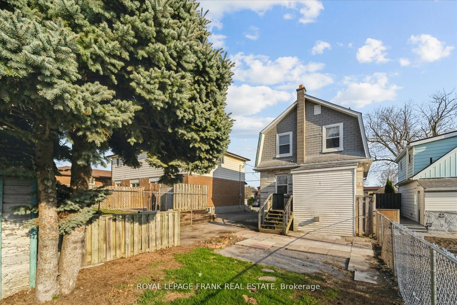 352 Pine Avenue