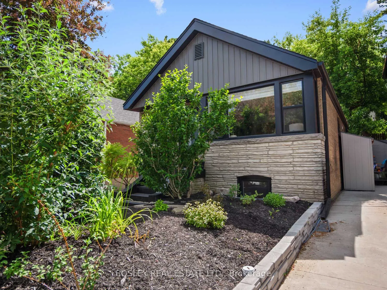60 Glenside Avenue