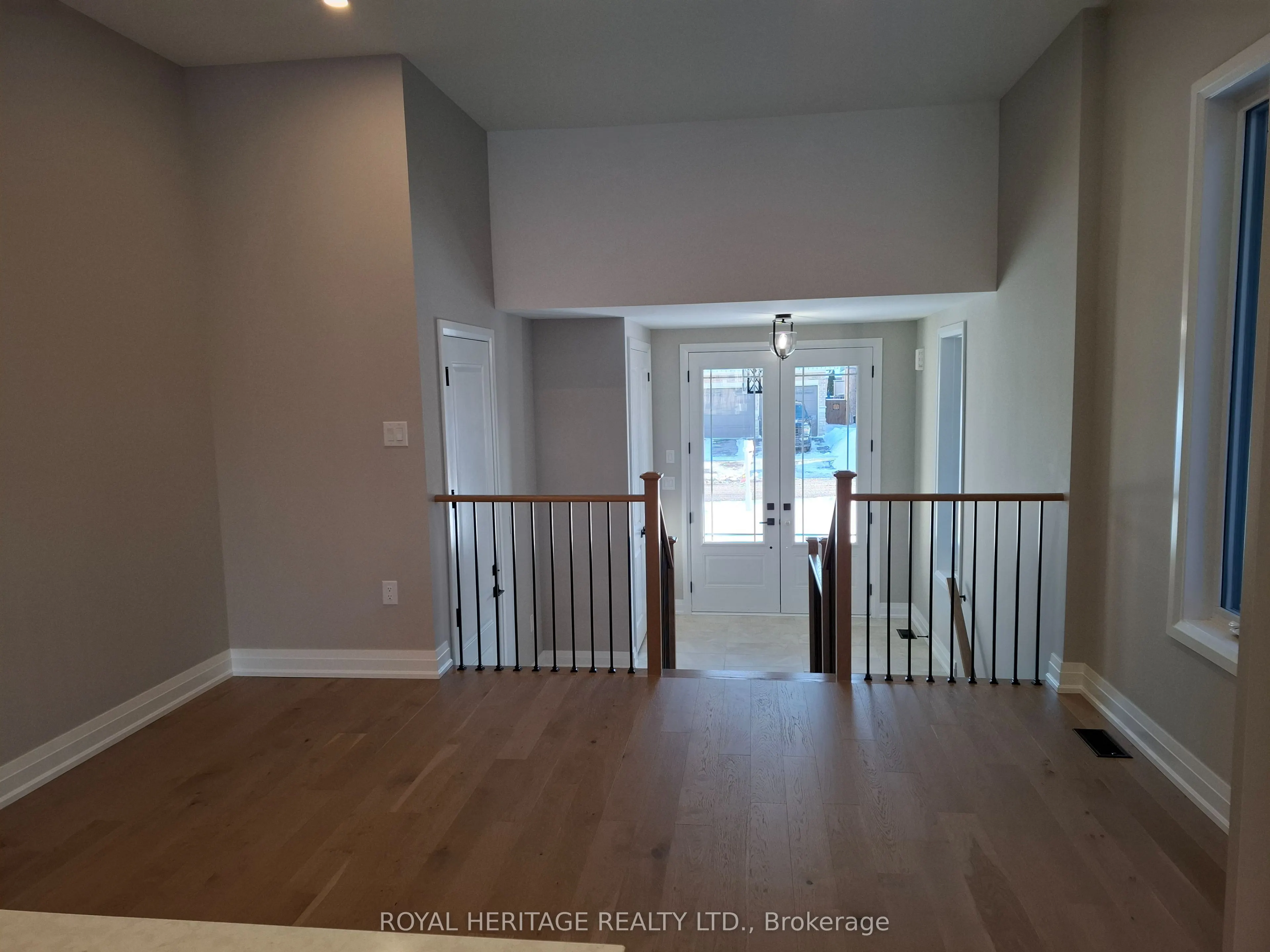 8 St Augustine Drive