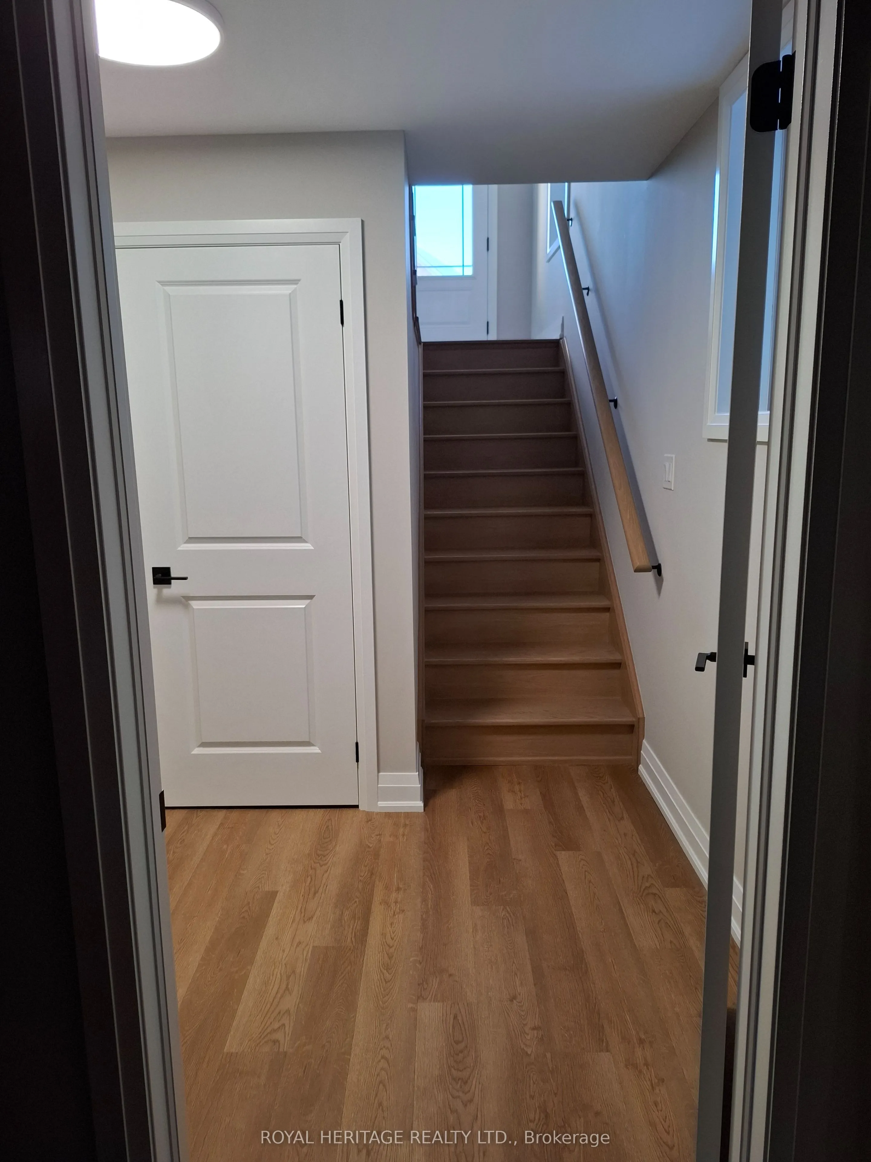 8 St Augustine Drive