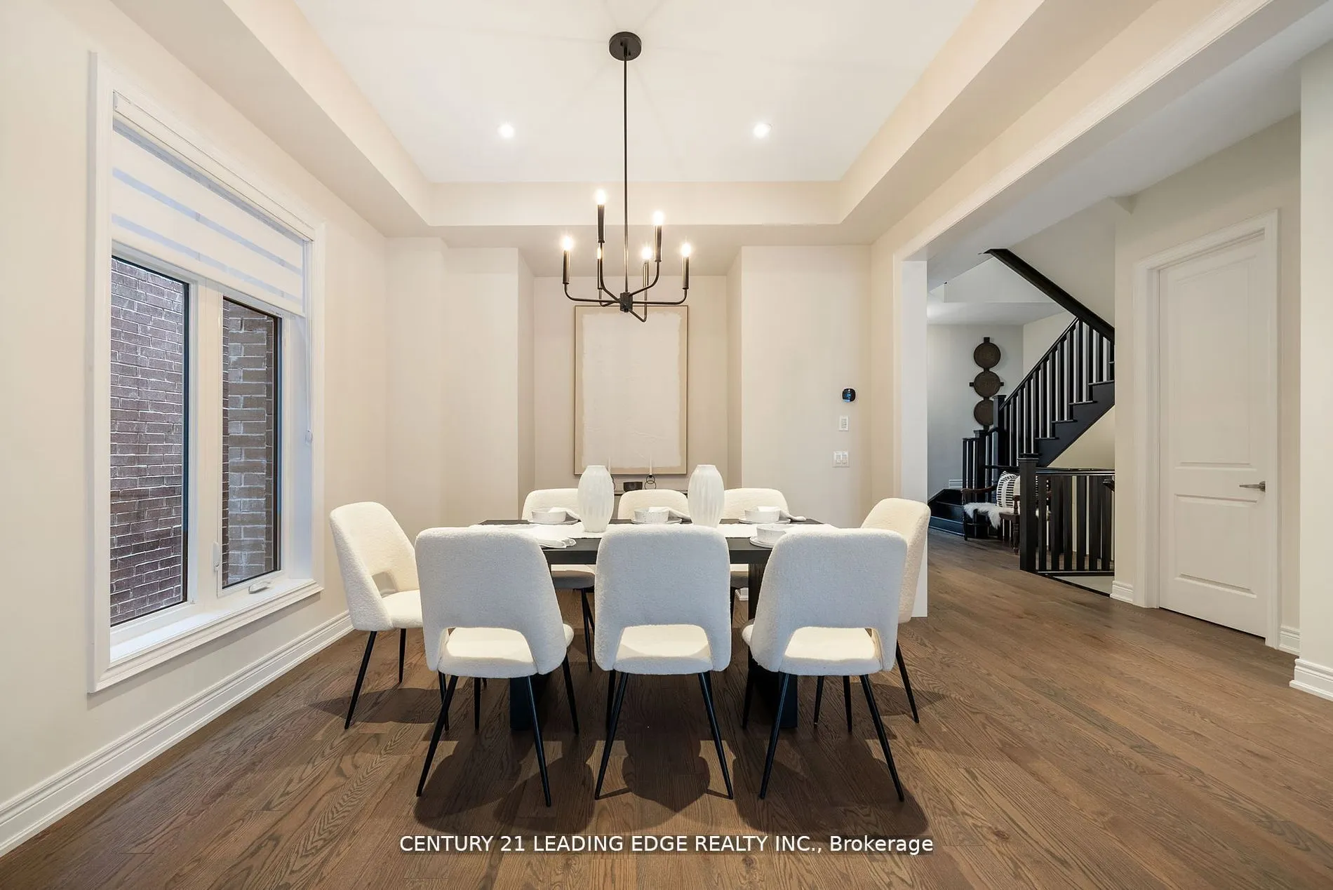 89 Deer Ridge Crescent