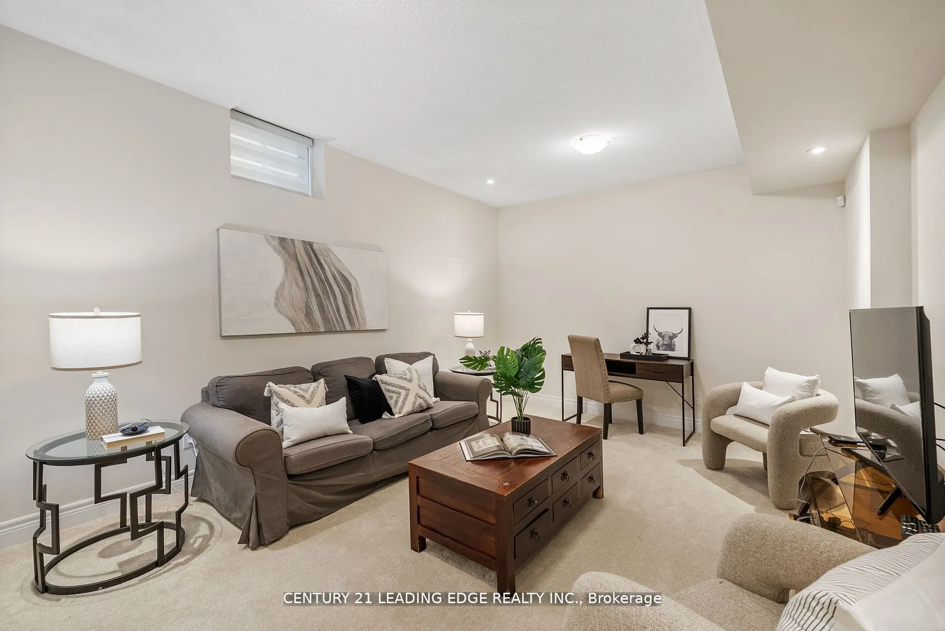 89 Deer Ridge Crescent