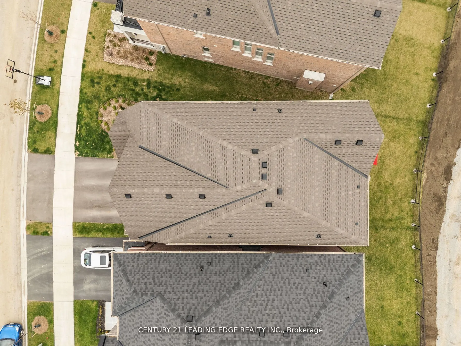 89 Deer Ridge Crescent