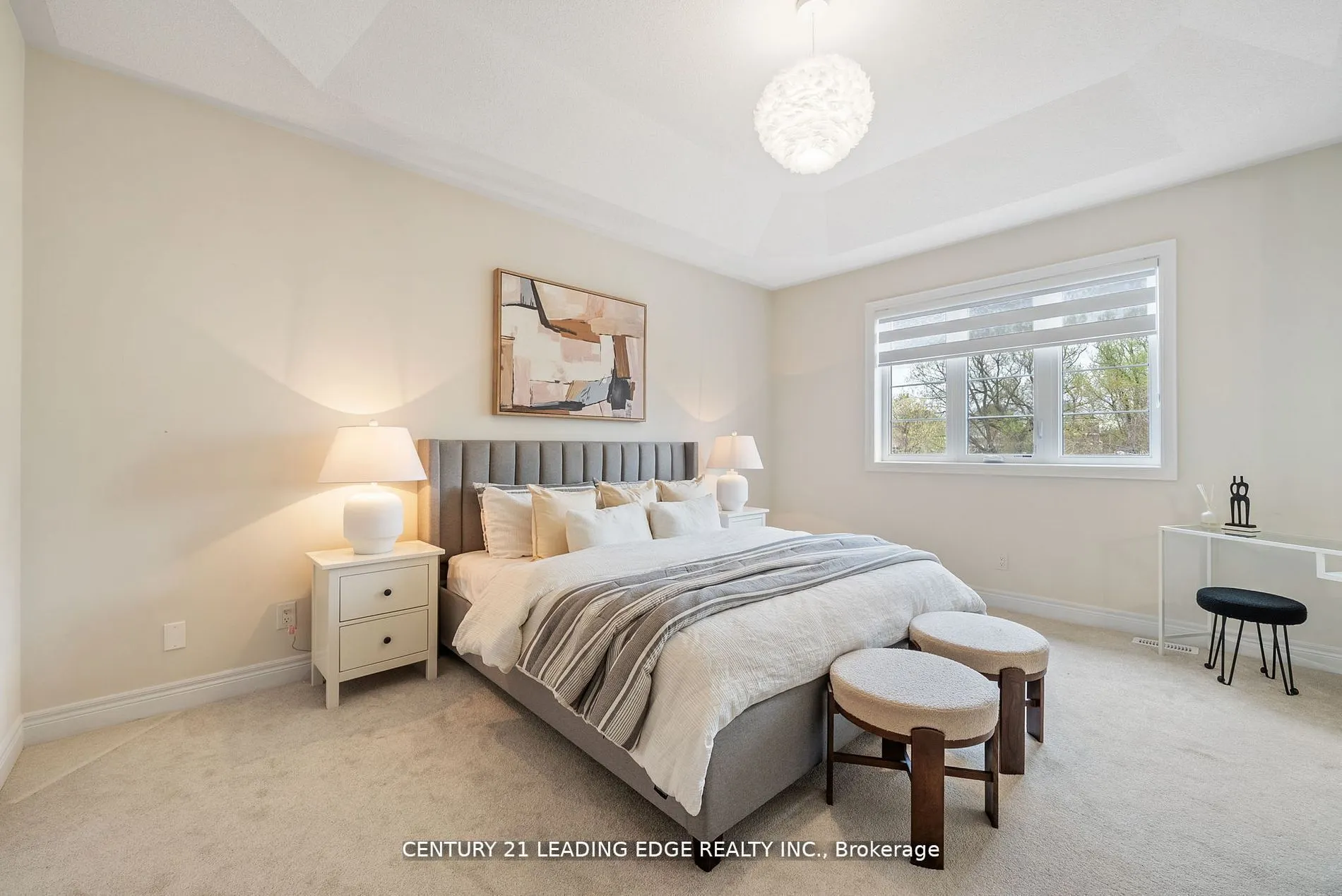 89 Deer Ridge Crescent