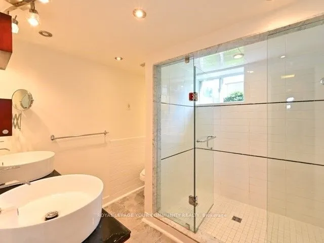 1615 Woodbine Heights Boulevard, #Bsmnt