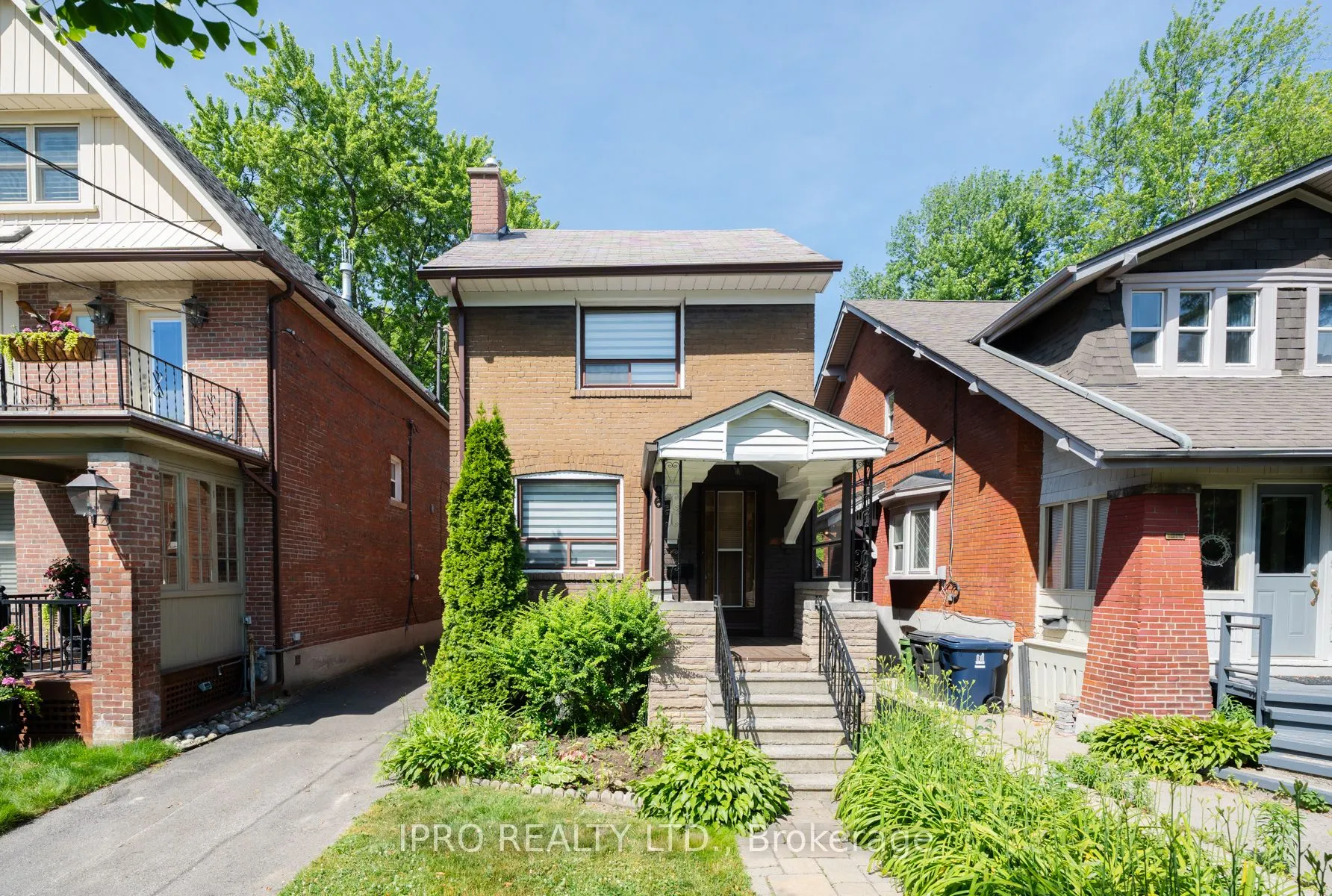 96 Woodycrest Avenue