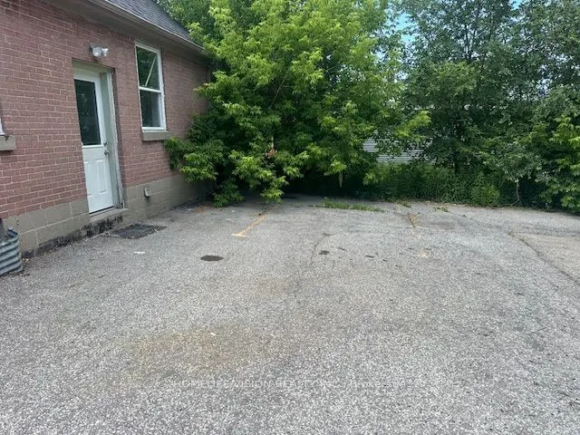 2221 Kennedy Road, #Lower