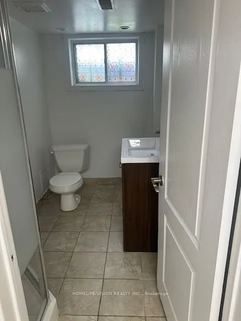 2221 Kennedy Road, #Lower