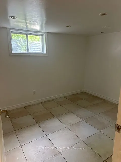 2221 Kennedy Road, #Lower