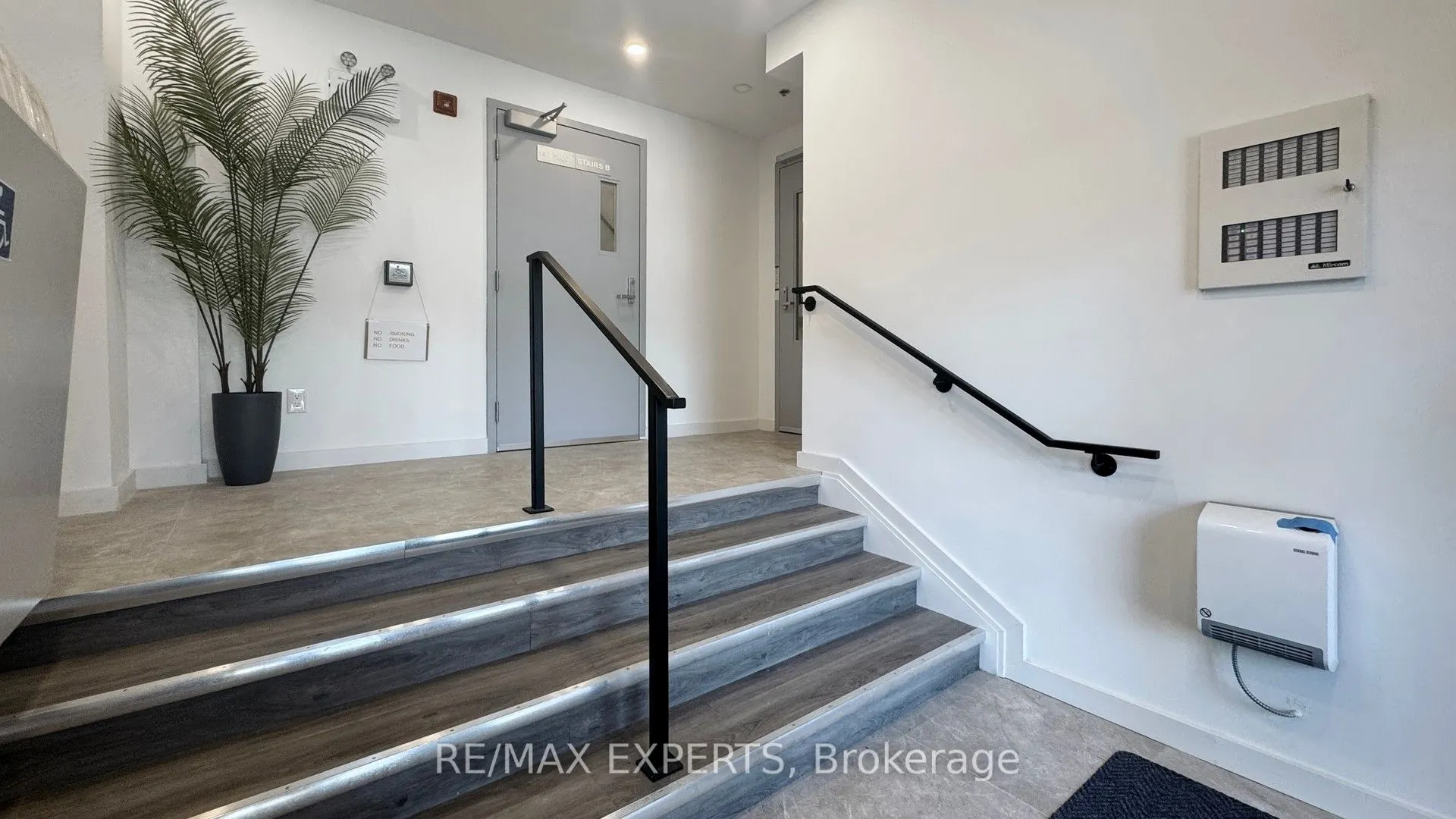 45 Connaught Avenue #302