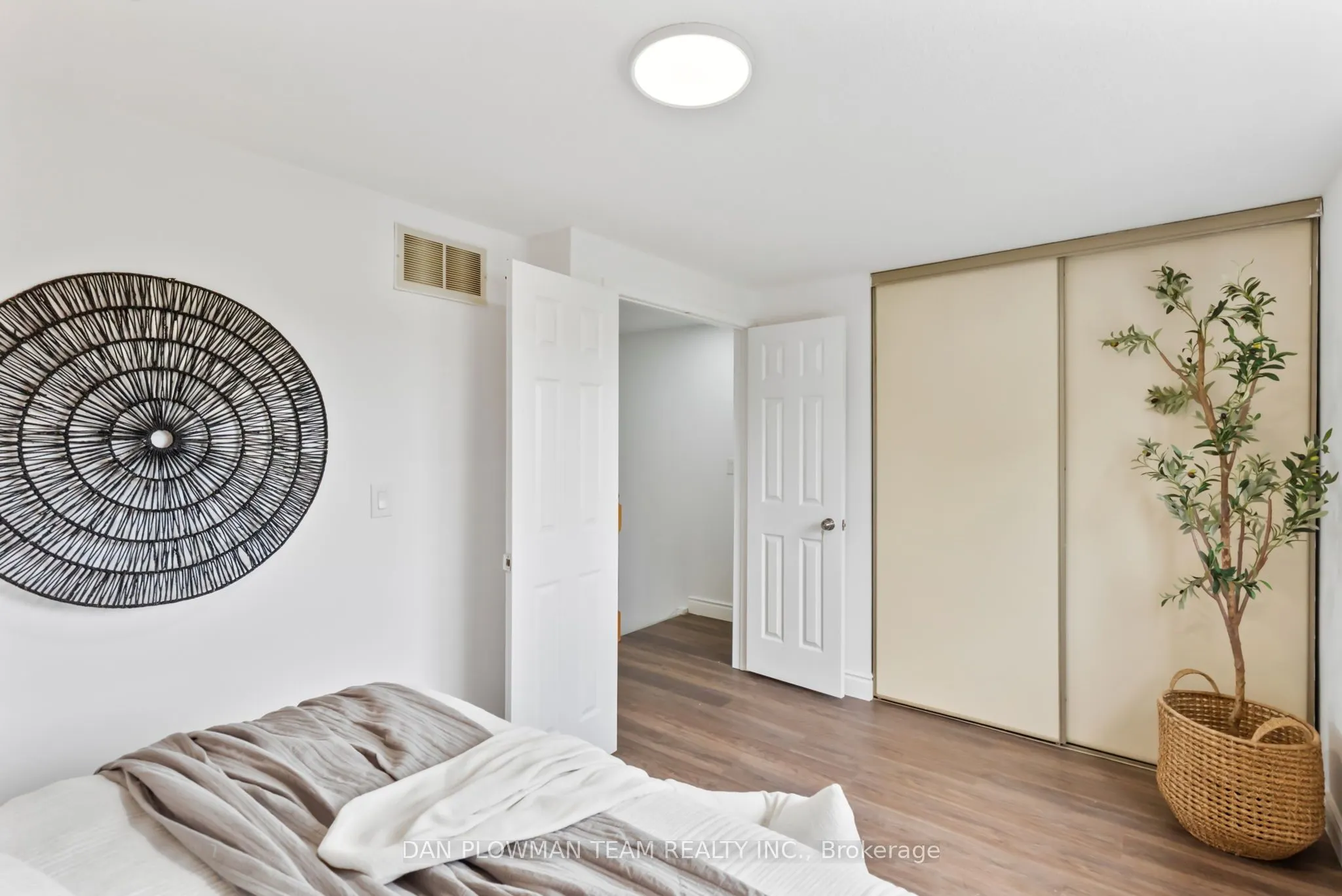 1411 Beaverbrook Court