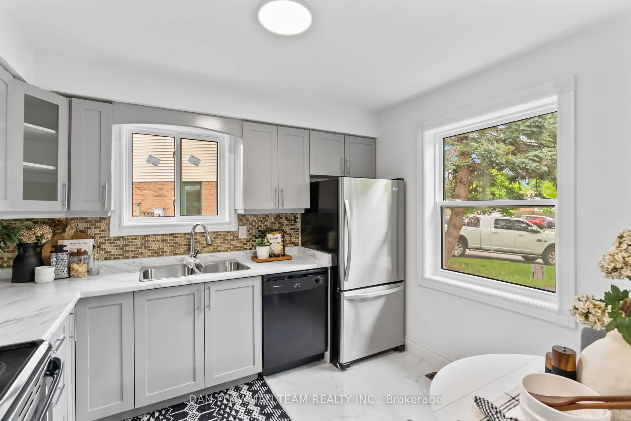 1411 Beaverbrook Court