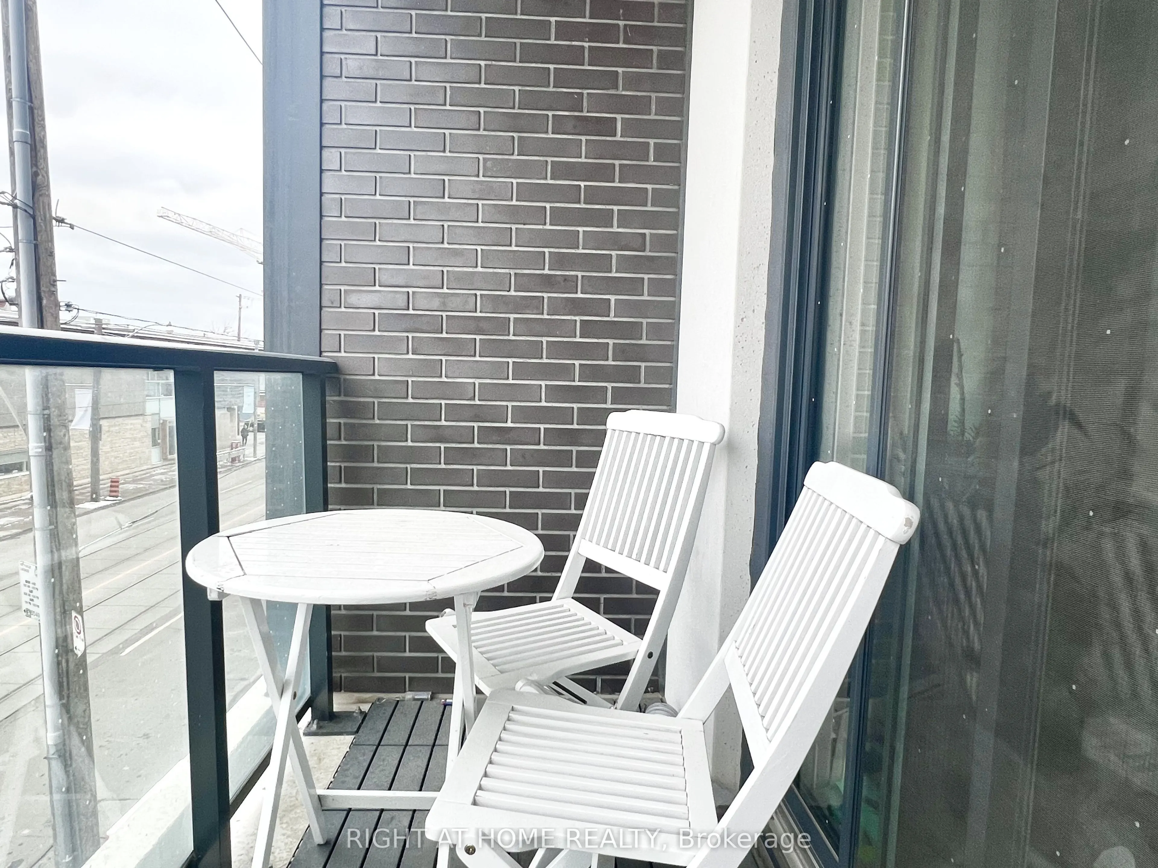 1630 Queen Street E, #202