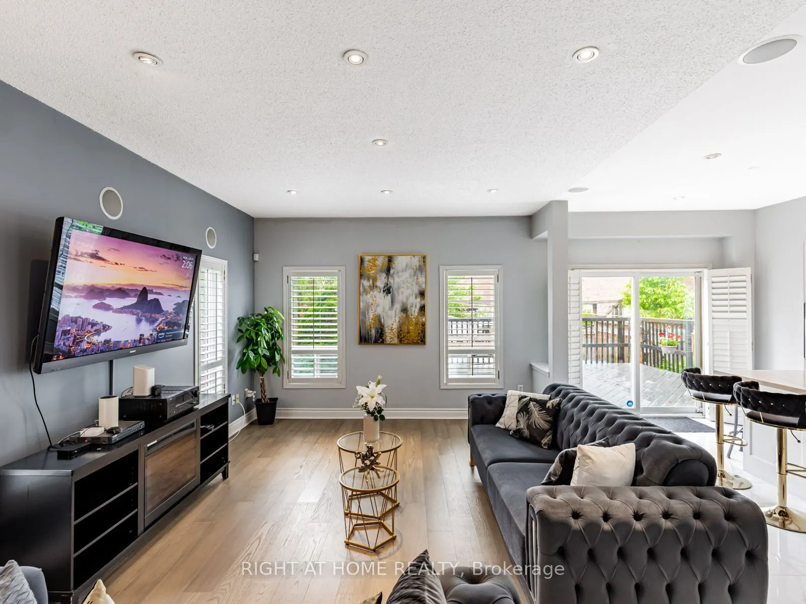 34 Loggerhead Grove