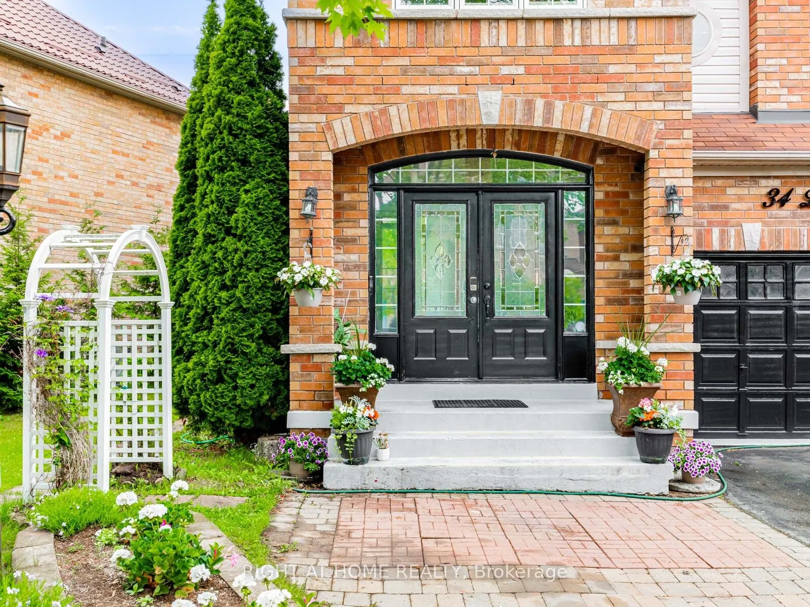34 Loggerhead Grove