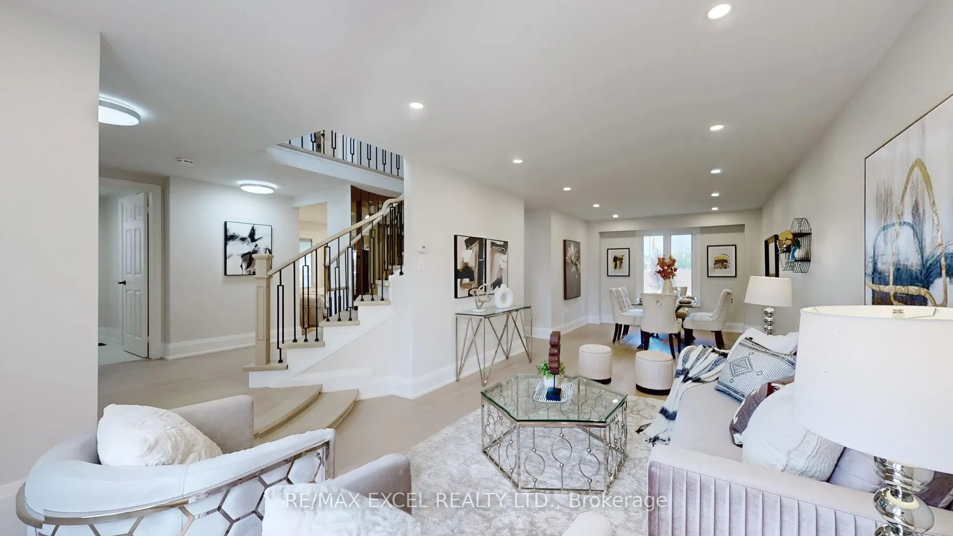 80 Eagleview Crescent
