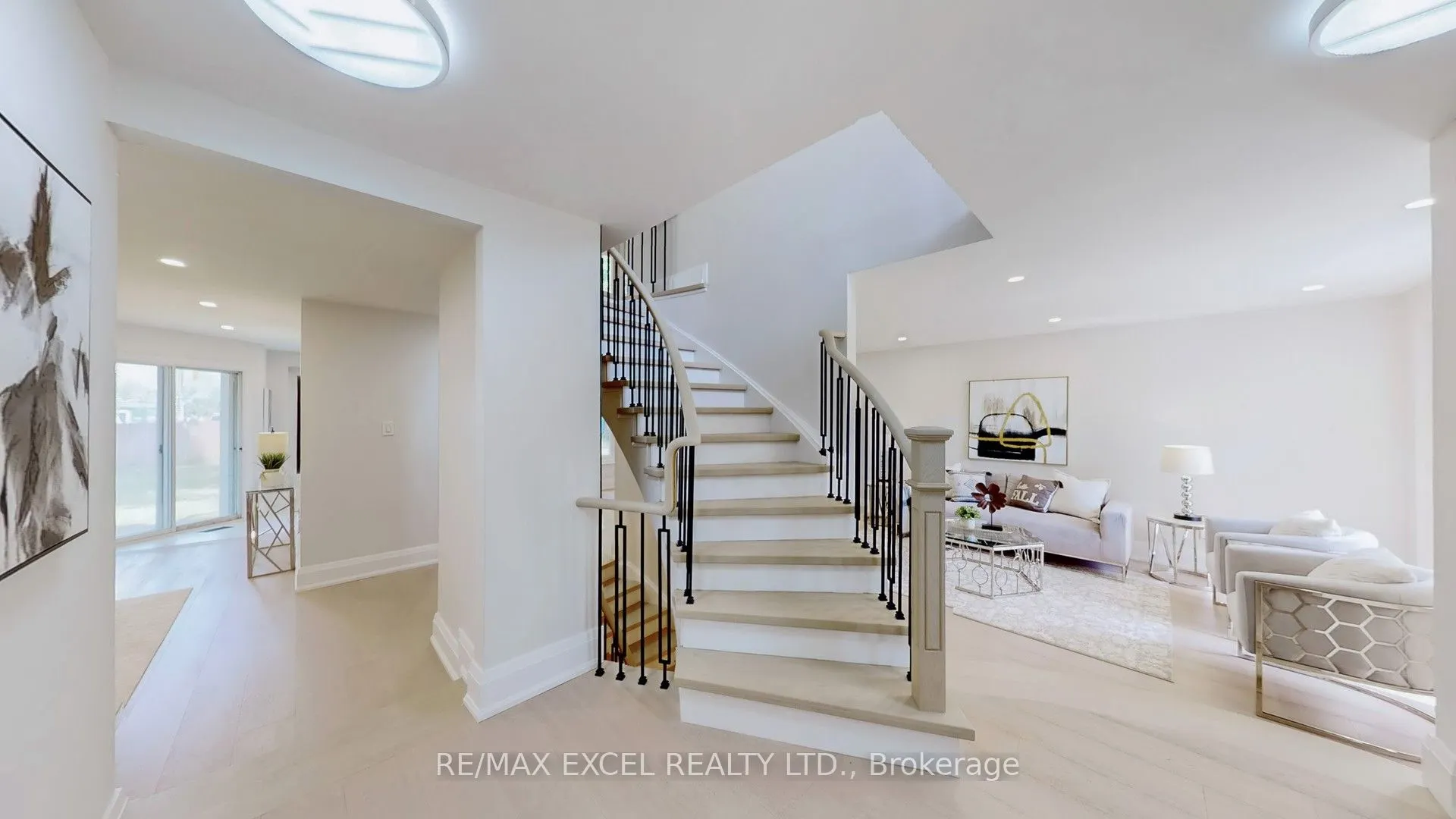 80 Eagleview Crescent