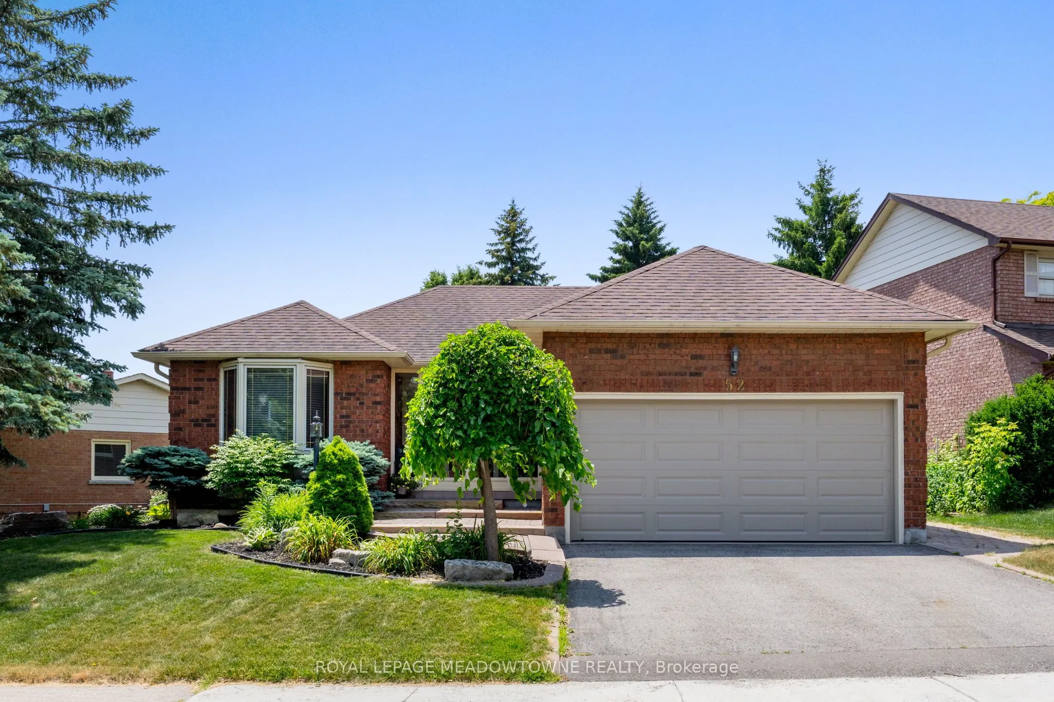 52 Canadian Oaks Drive