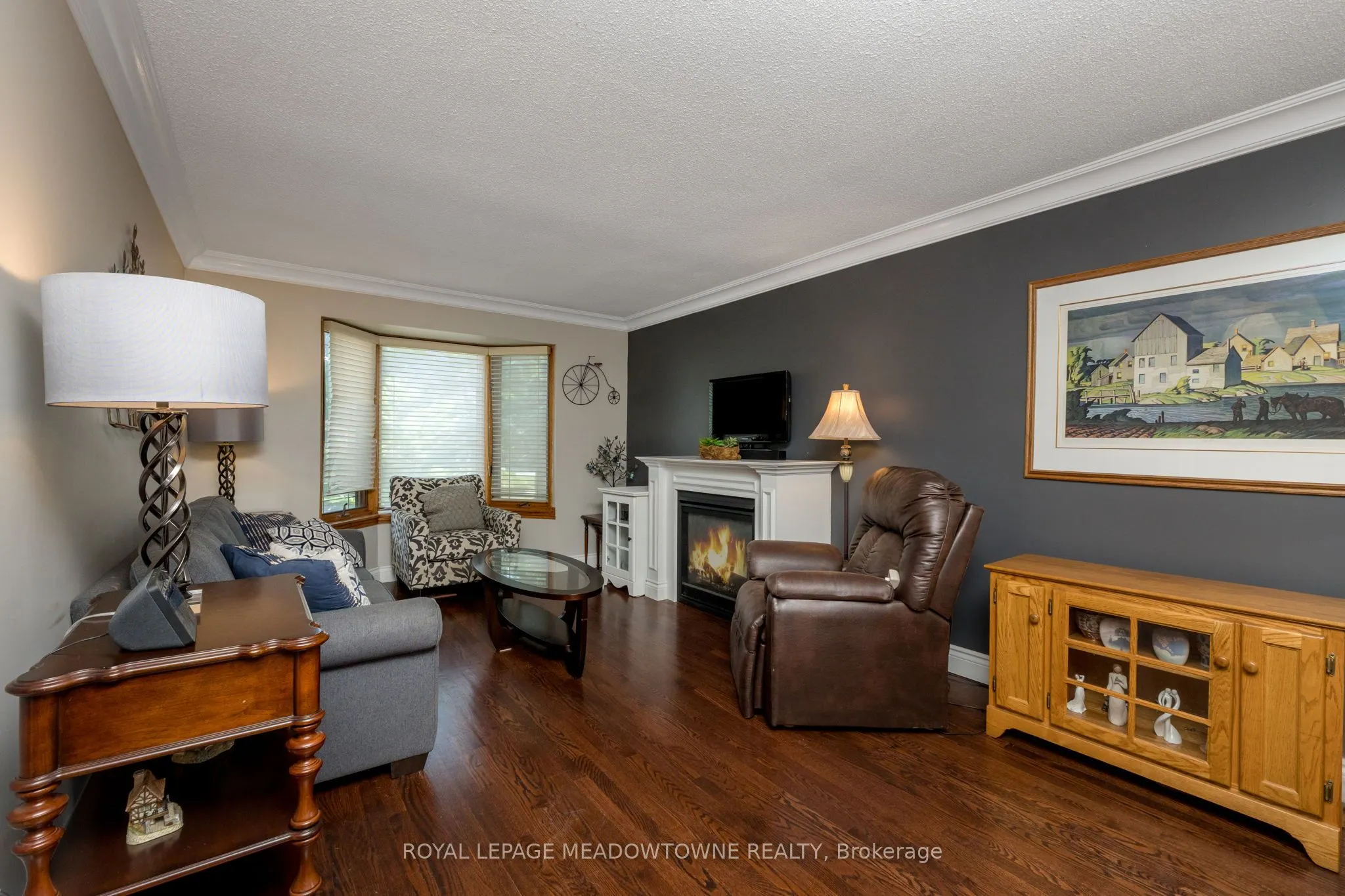 52 Canadian Oaks Drive