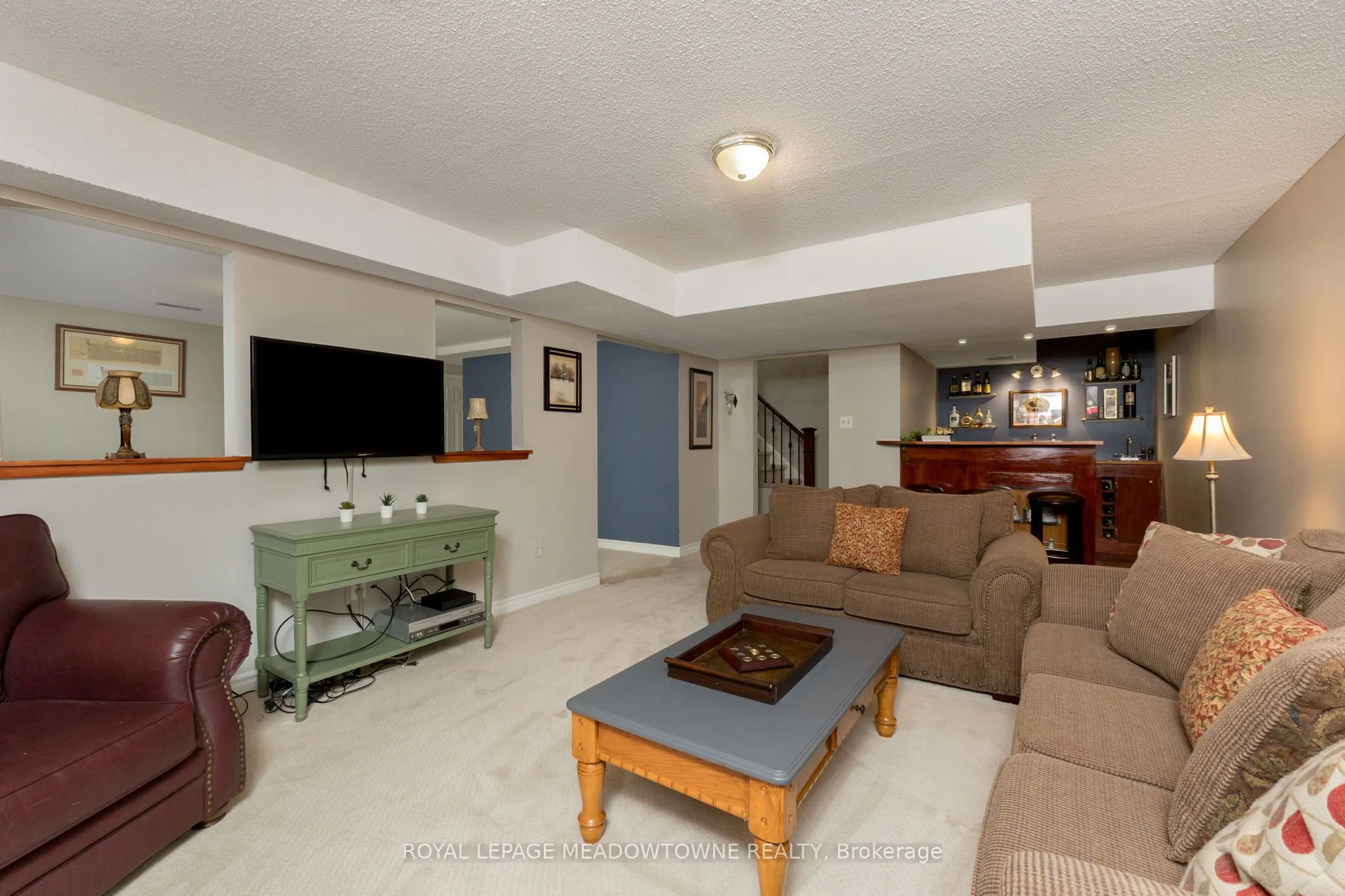 52 Canadian Oaks Drive