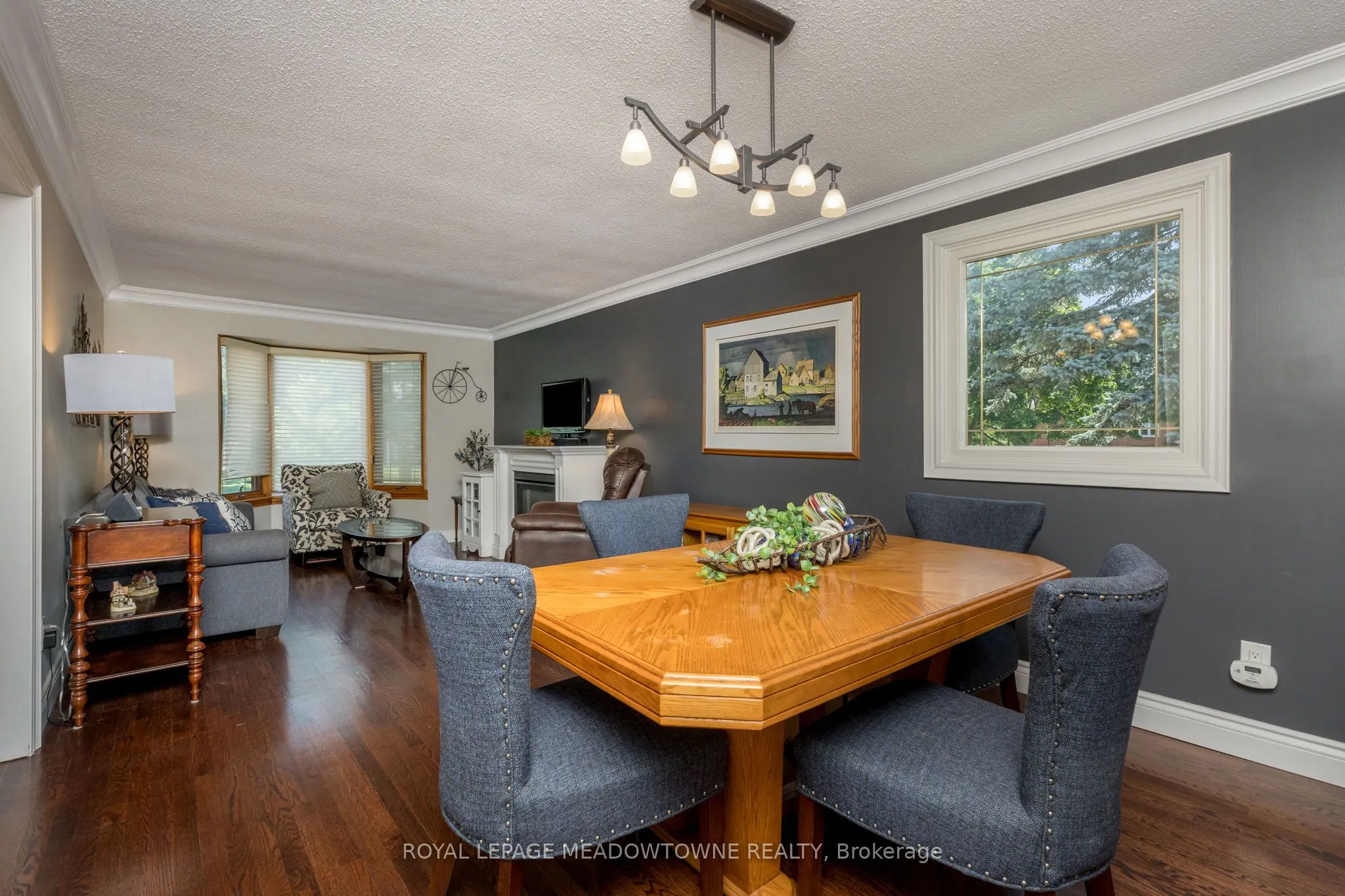 52 Canadian Oaks Drive
