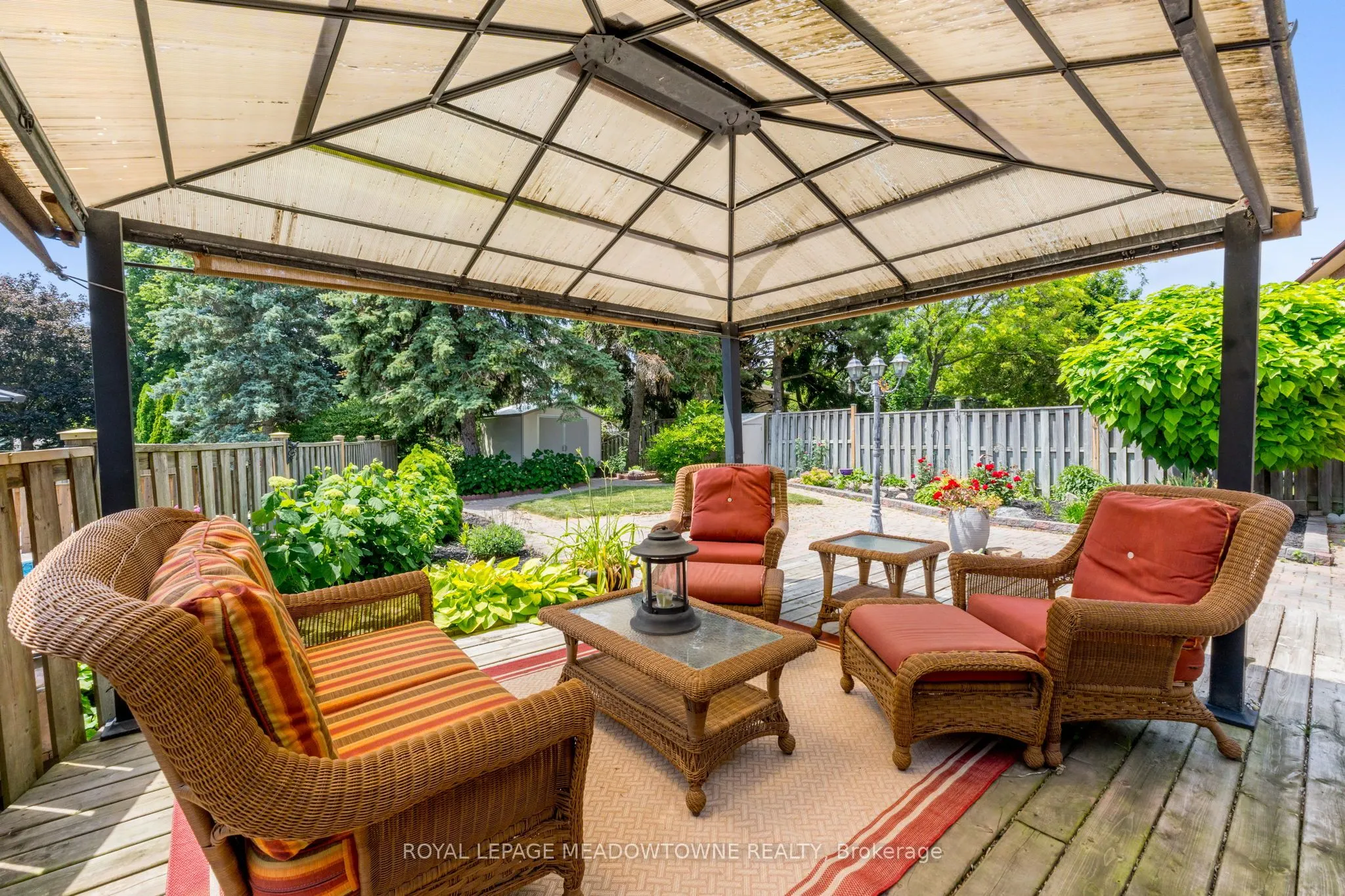 52 Canadian Oaks Drive