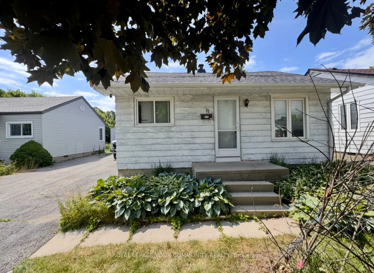 11 Pine Street