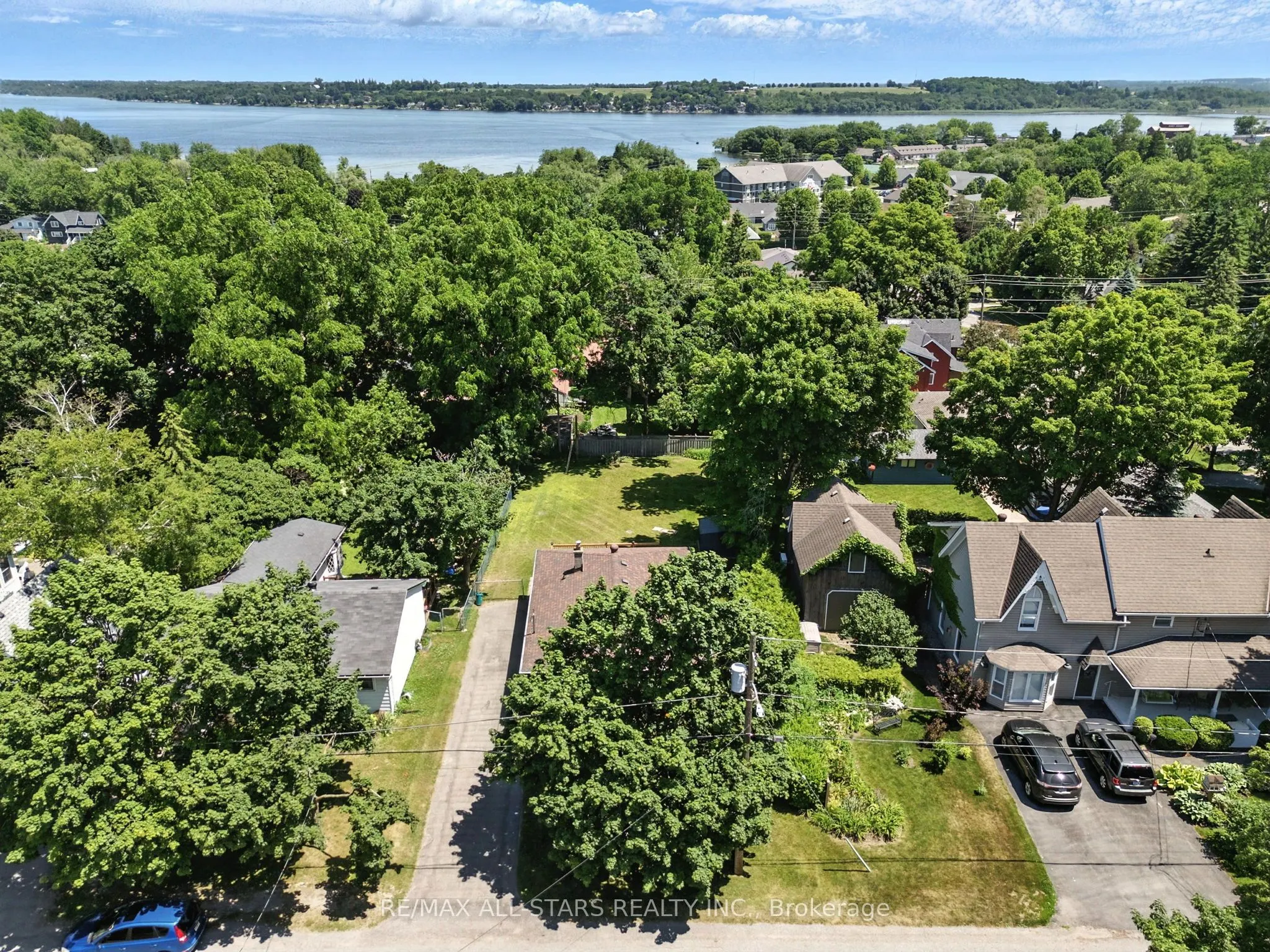 307 Cochrane Street