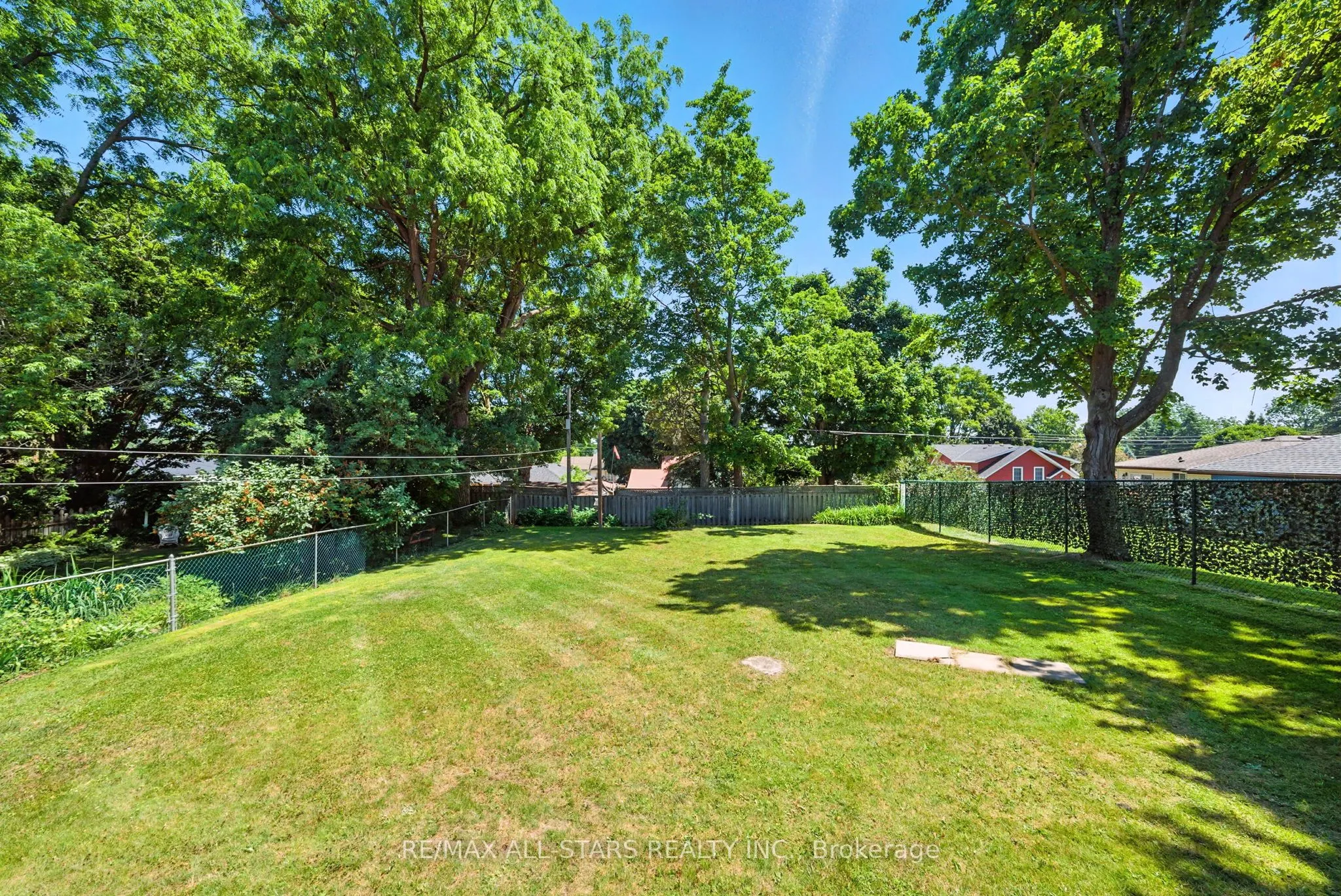 307 Cochrane Street