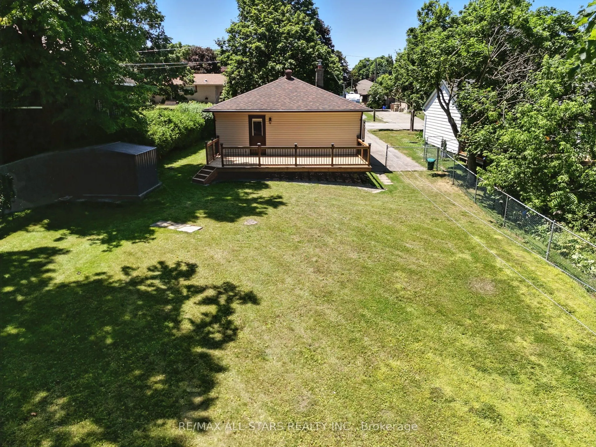 307 Cochrane Street