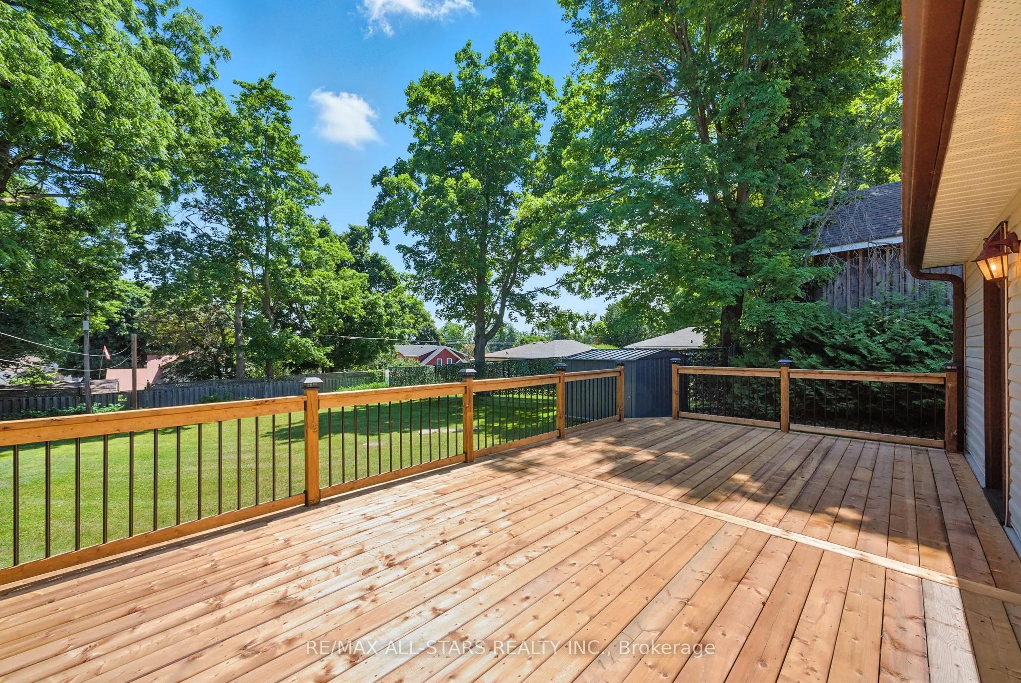 307 Cochrane Street