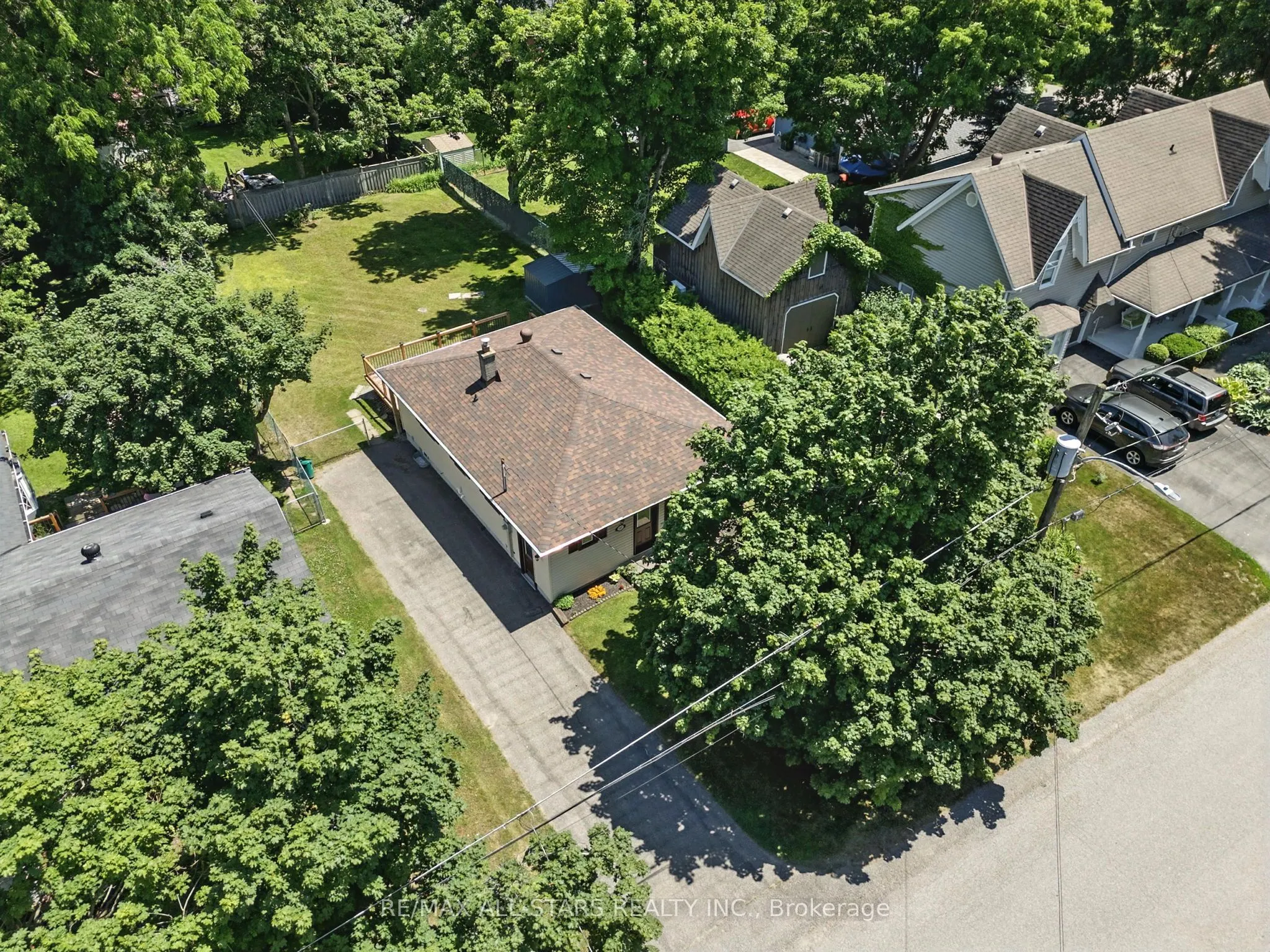 307 Cochrane Street